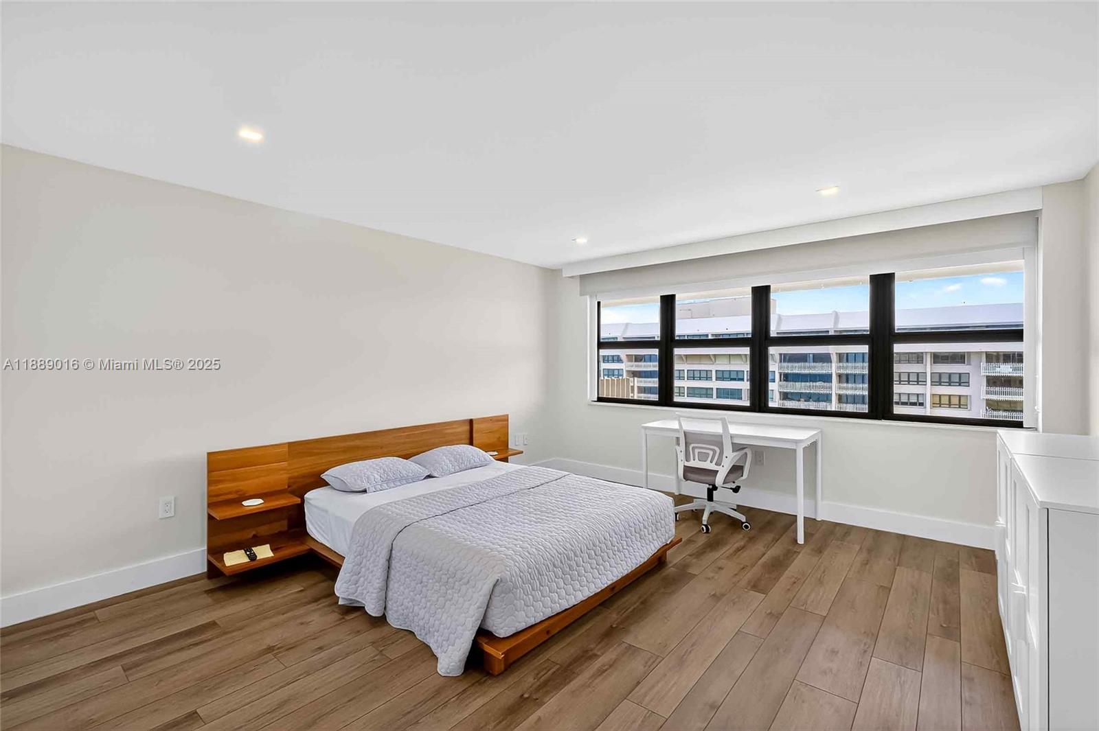 3 Grove Isle Dr #C1802 Coconut Grove, FL 33133