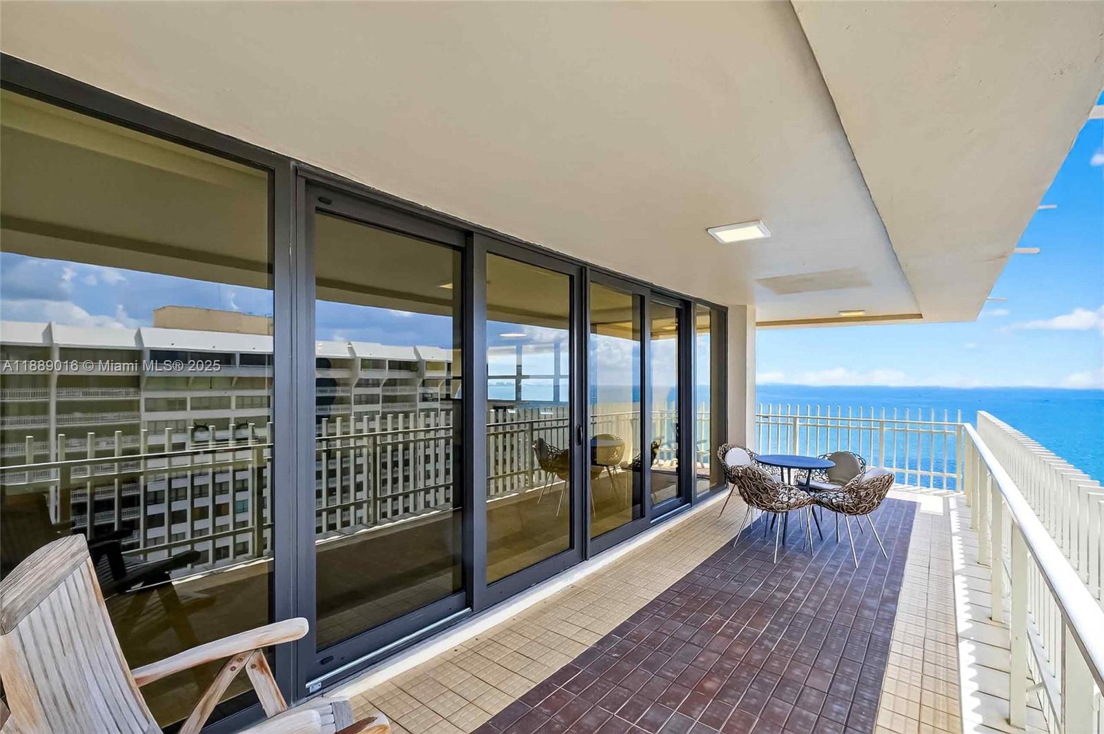 3 Grove Isle Dr #C1802 Coconut Grove, FL 33133