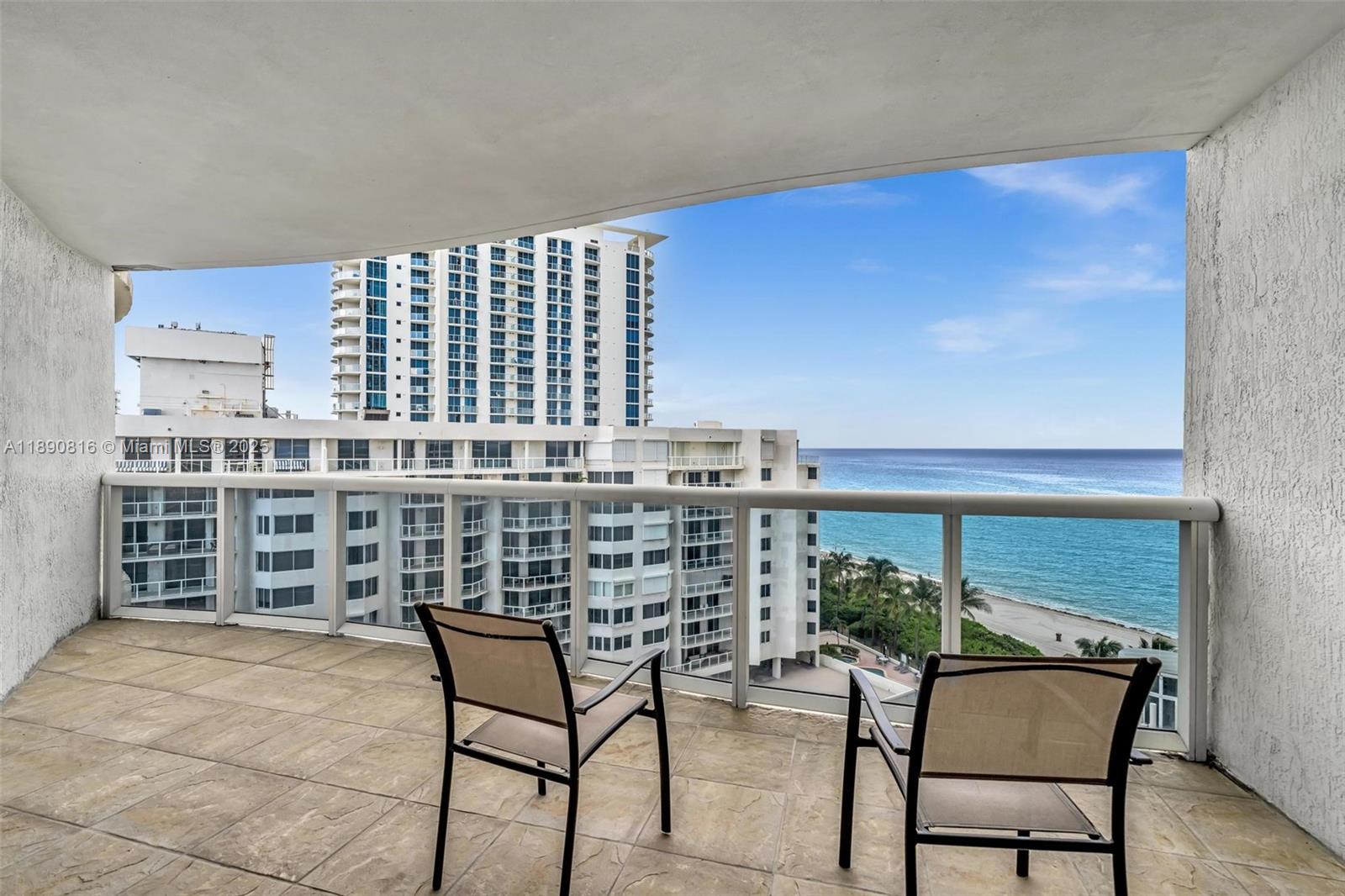 image Ocean Four Condo9
