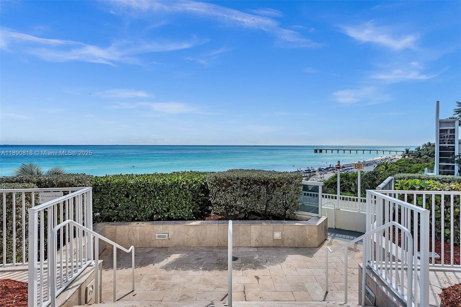 image Ocean Four Condo57