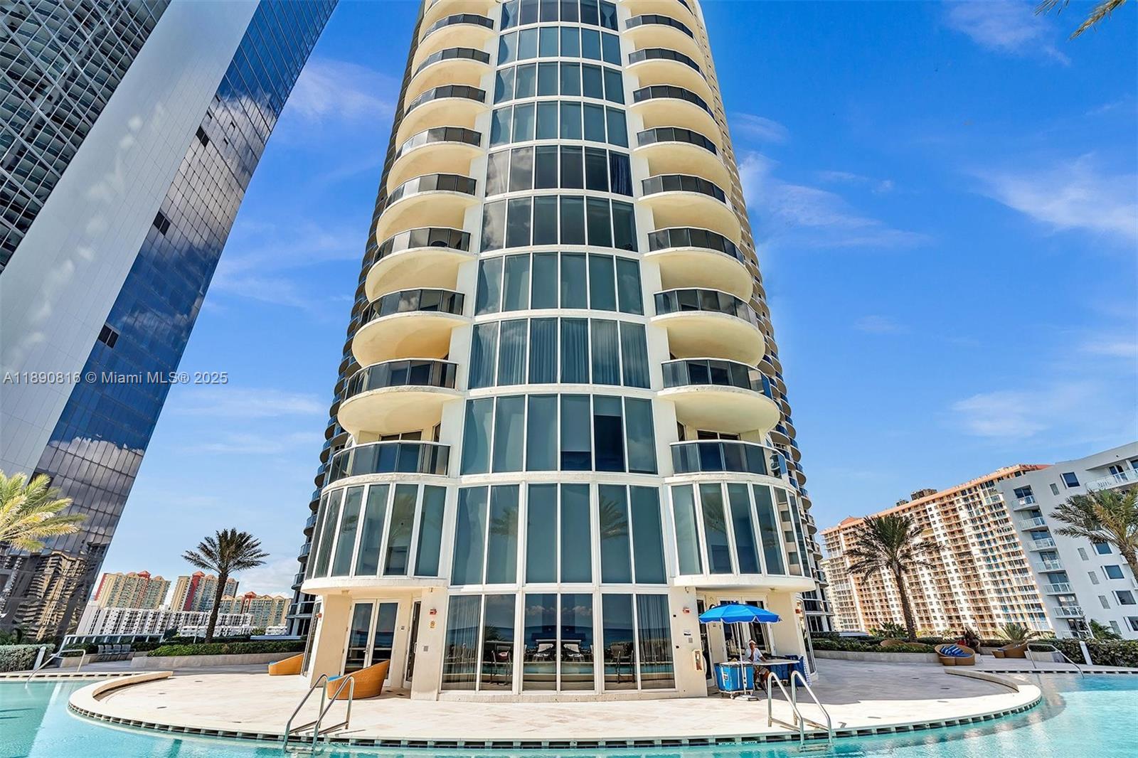 image Ocean Four Condo58