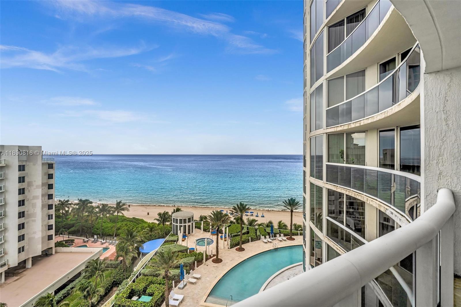 image Ocean Four Condo5