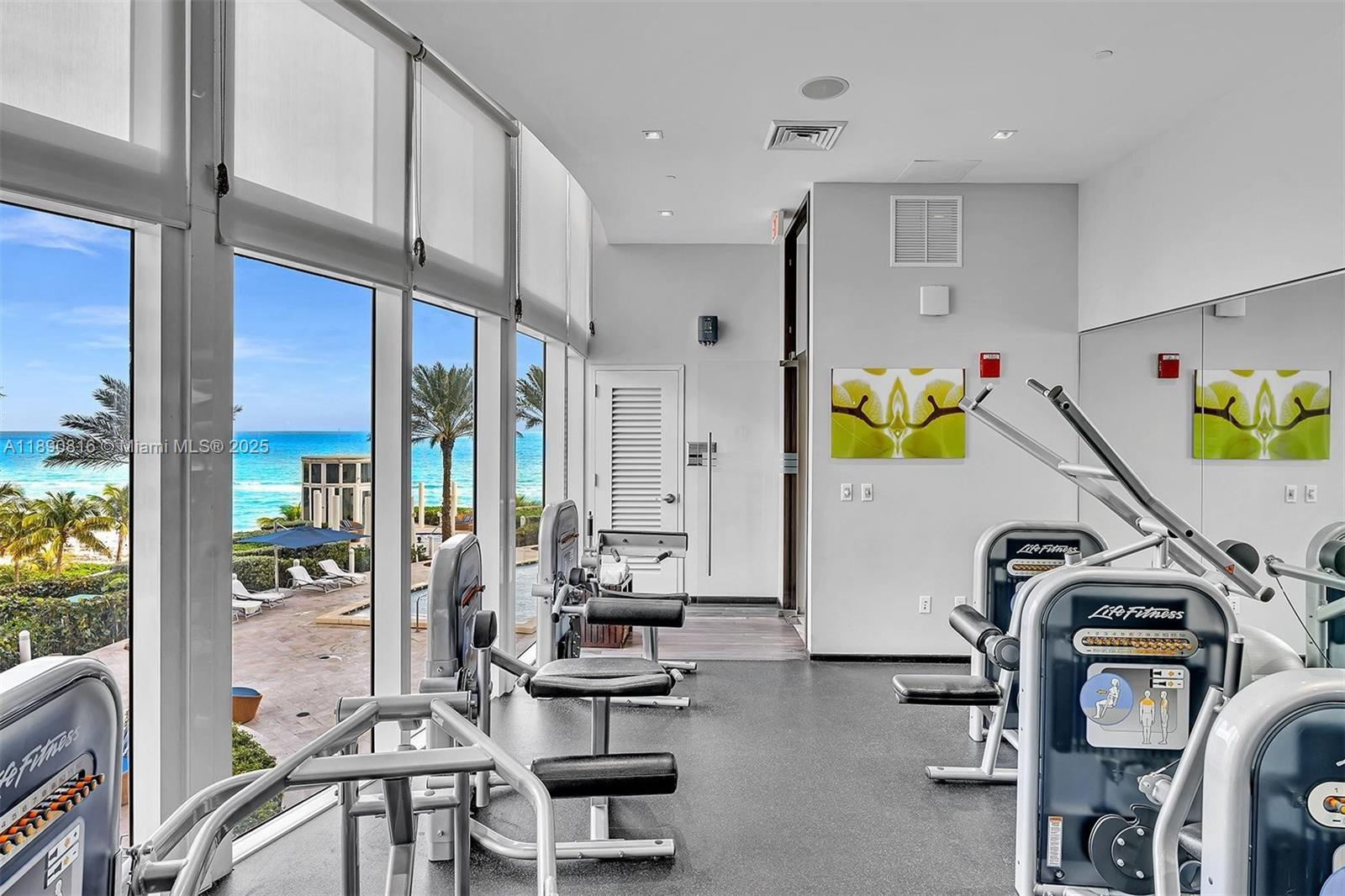 image Ocean Four Condo65