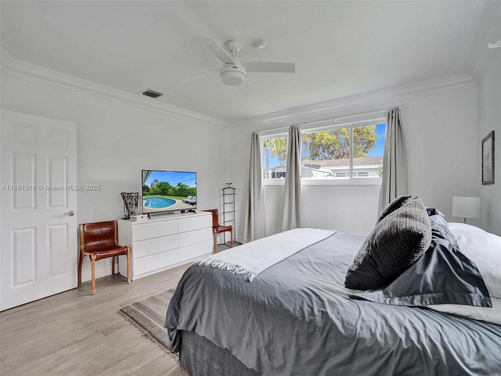 13555 SW 74th Ave #13555 Pinecrest, FL 33156