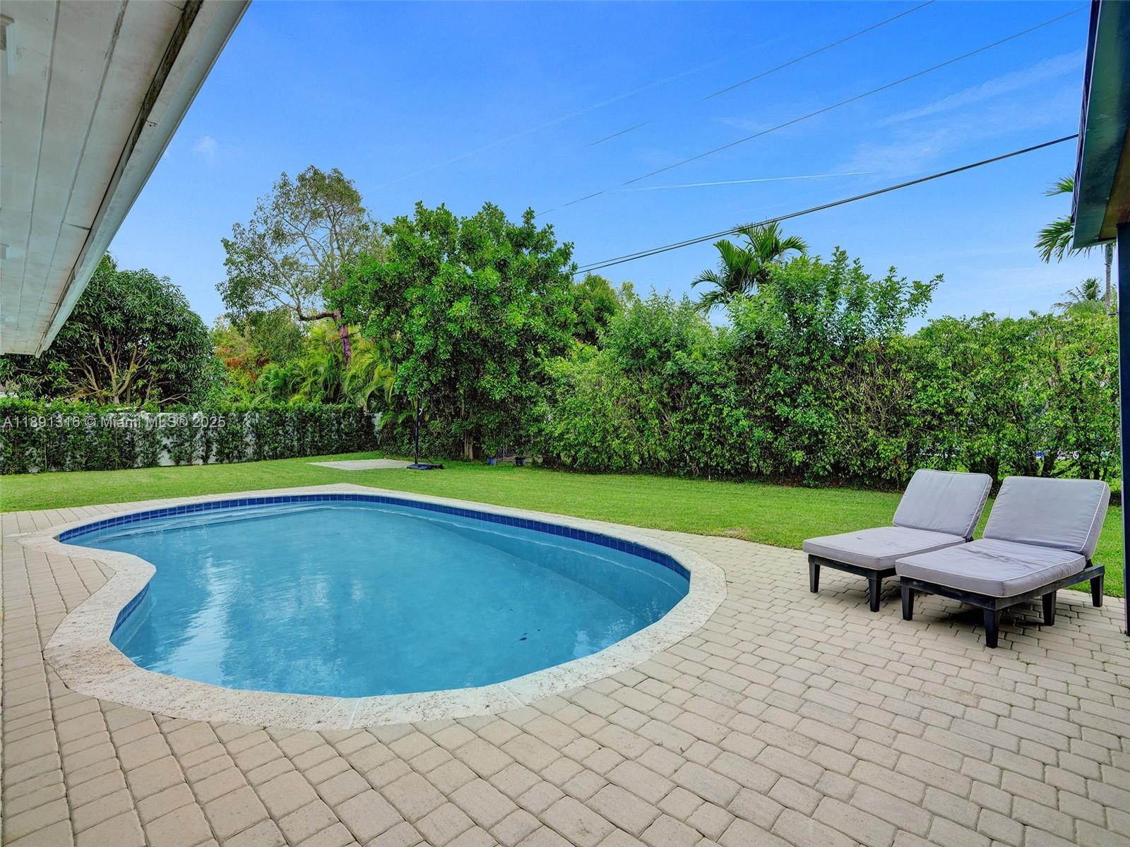 13555 SW 74th Ave #13555 Pinecrest, FL 33156