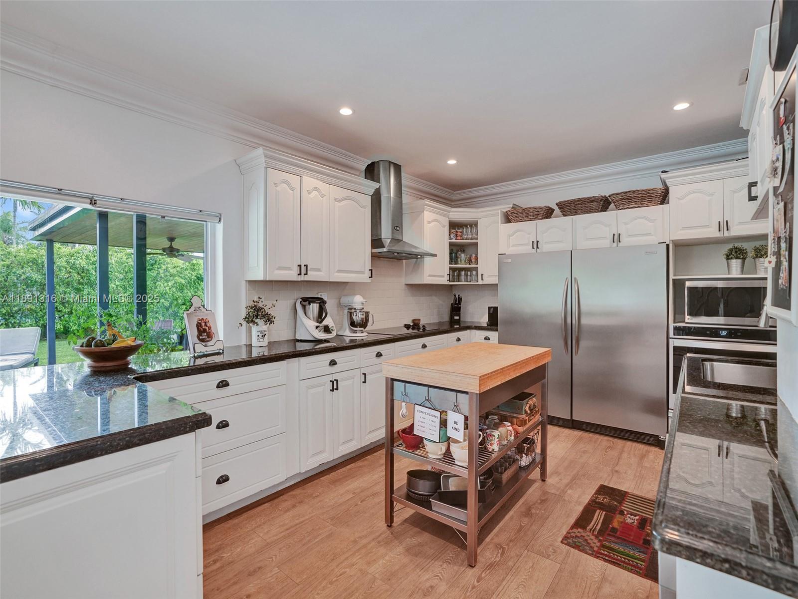 13555 SW 74th Ave #13555 Pinecrest, FL 33156