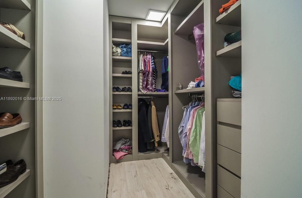 3500 Island Blvd #DPH01 Aventura, FL 33160