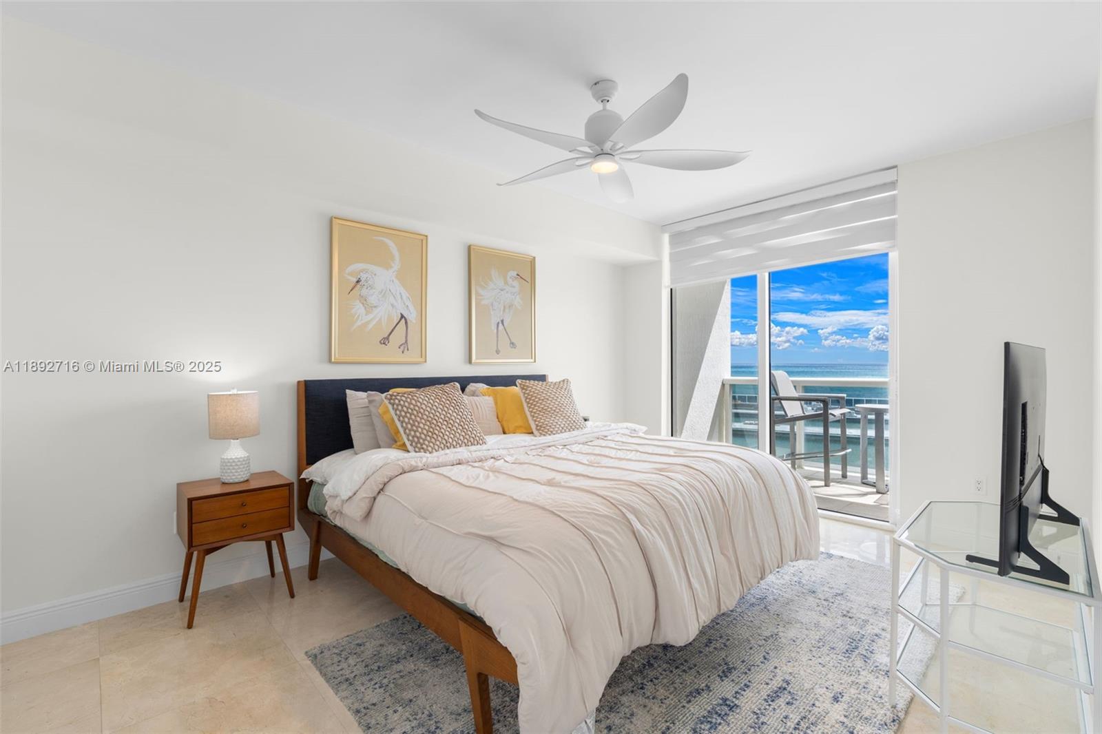1850 S Ocean Dr #803 Hallandale Beach, FL 33009