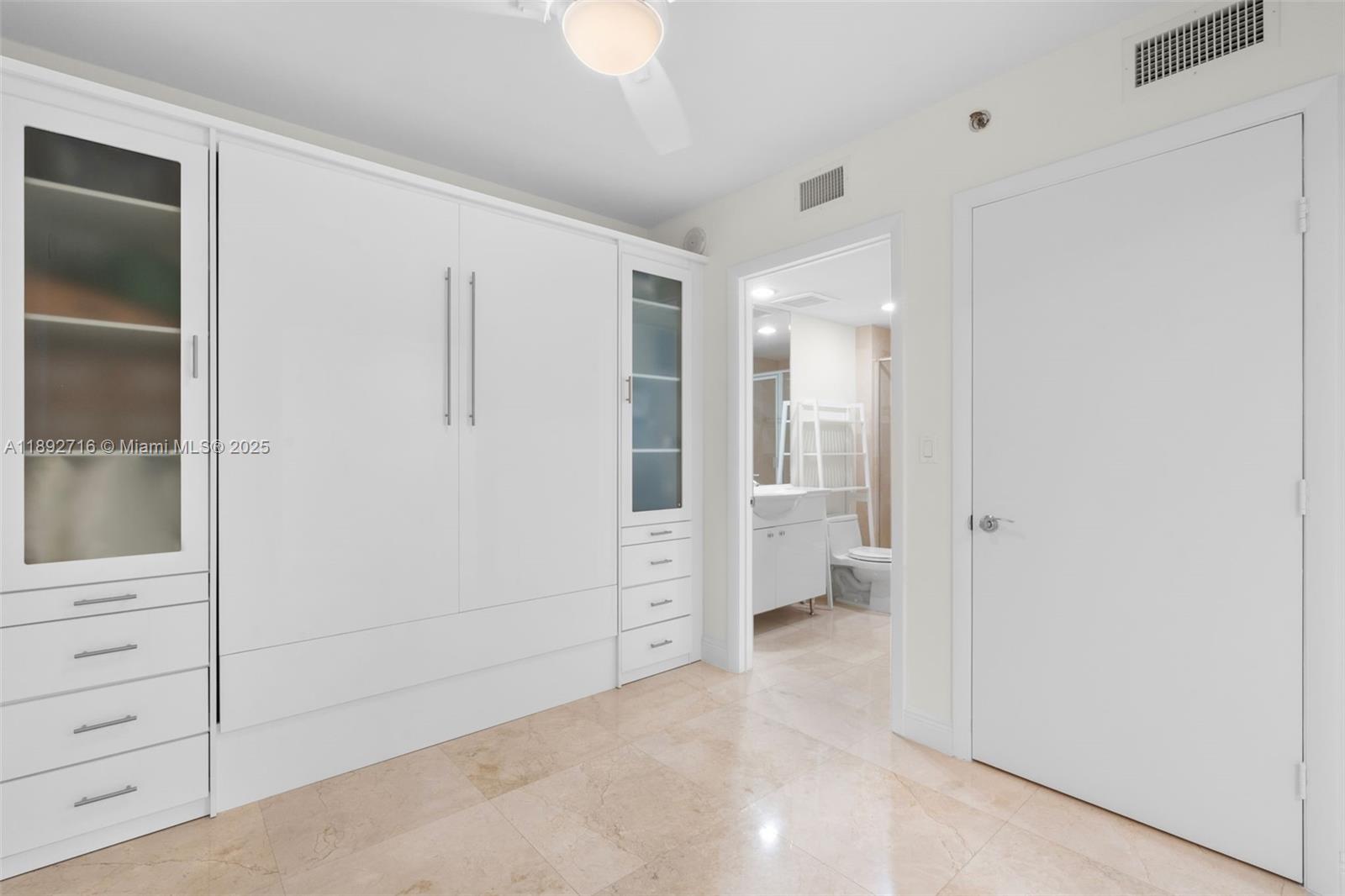 1850 S Ocean Dr #803 Hallandale Beach, FL 33009