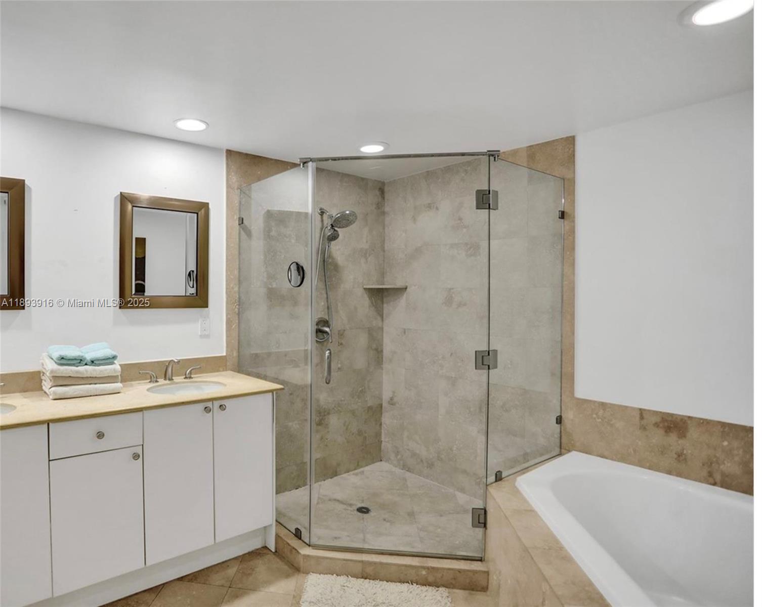image Duo Condominiums3