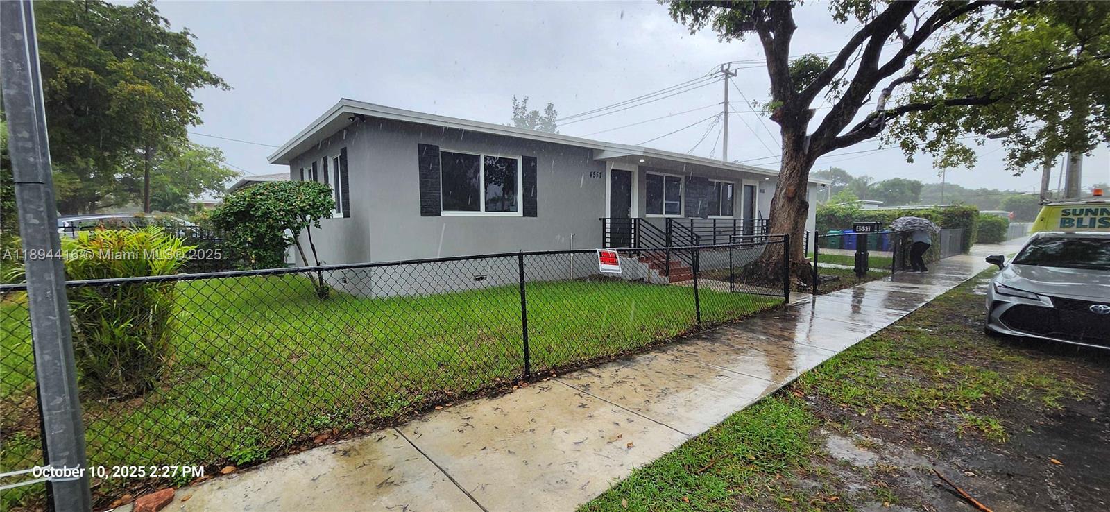 4555 NW 14th Ave #4555