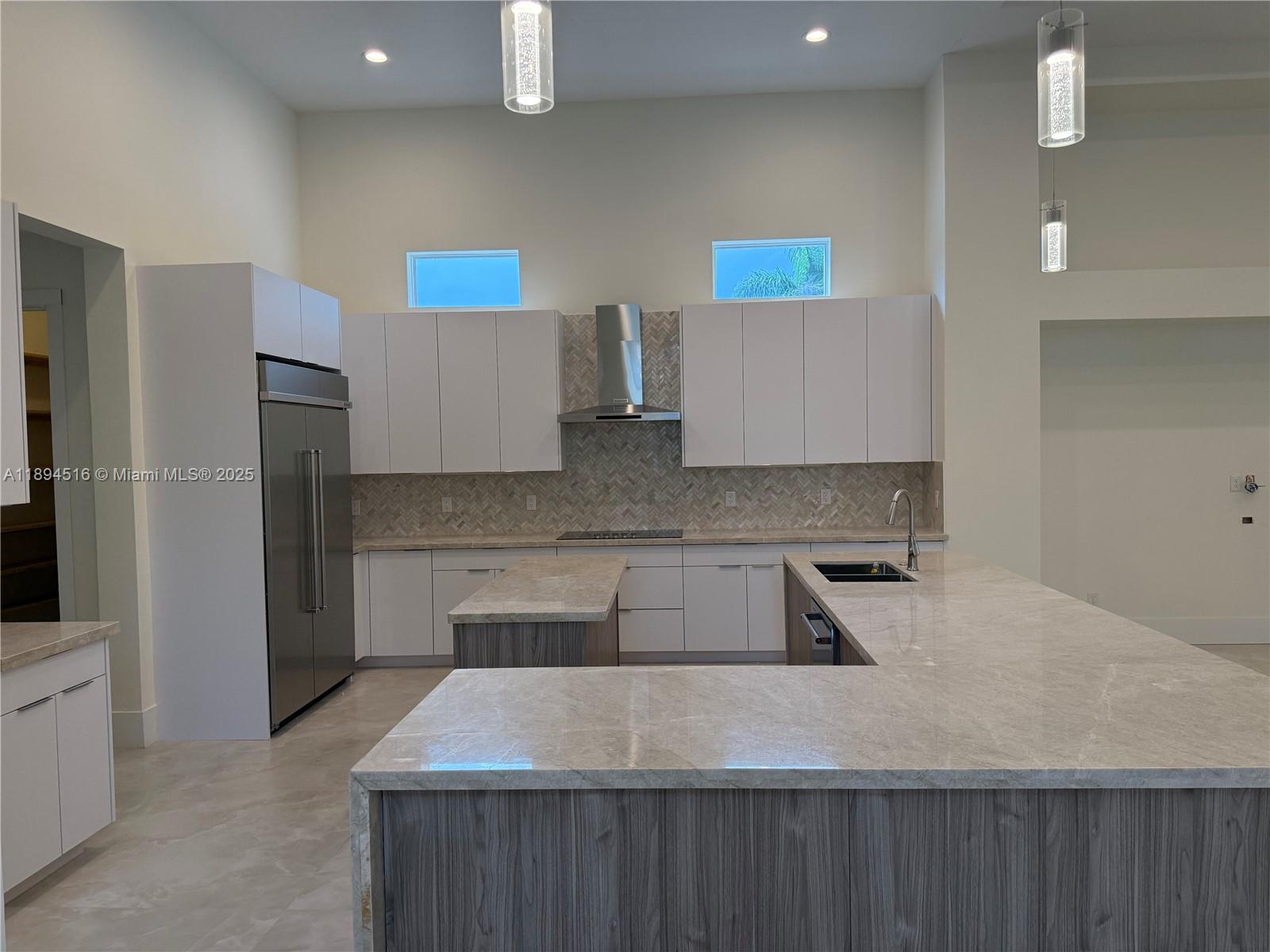 2273 Phoenix Ave Davie, FL 33324