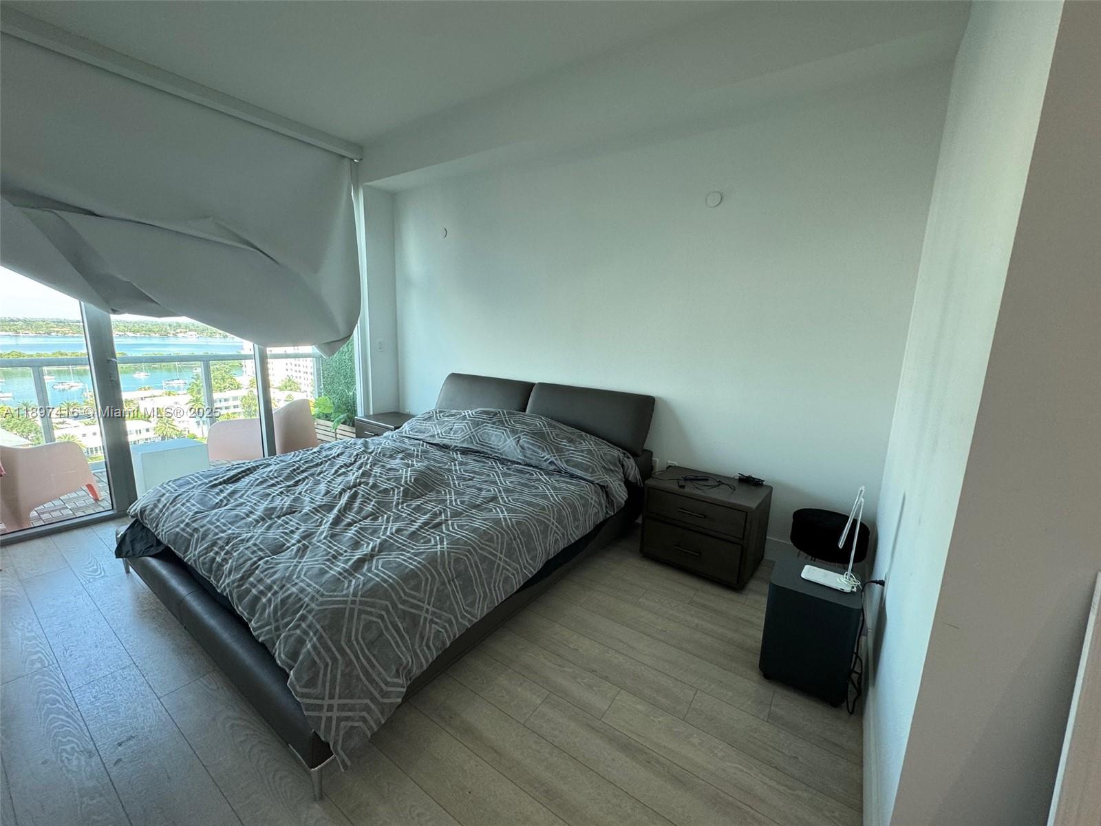 image Eloquence On The Bay Cond23