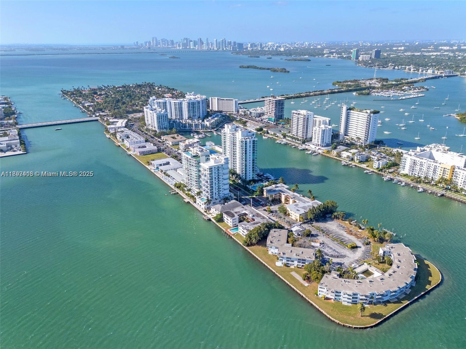 image Eloquence On The Bay Cond25