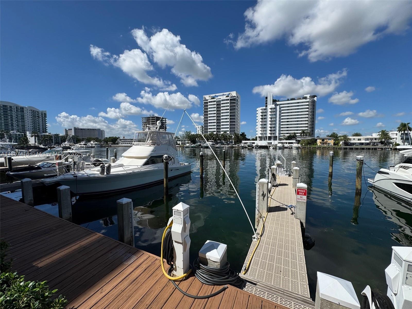 image Eloquence On The Bay Cond30