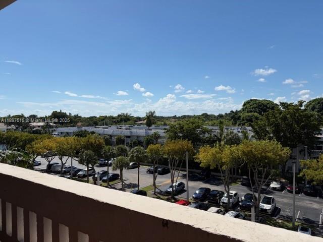 90 Edgewater Dr #505 Coral Gables, FL 33133