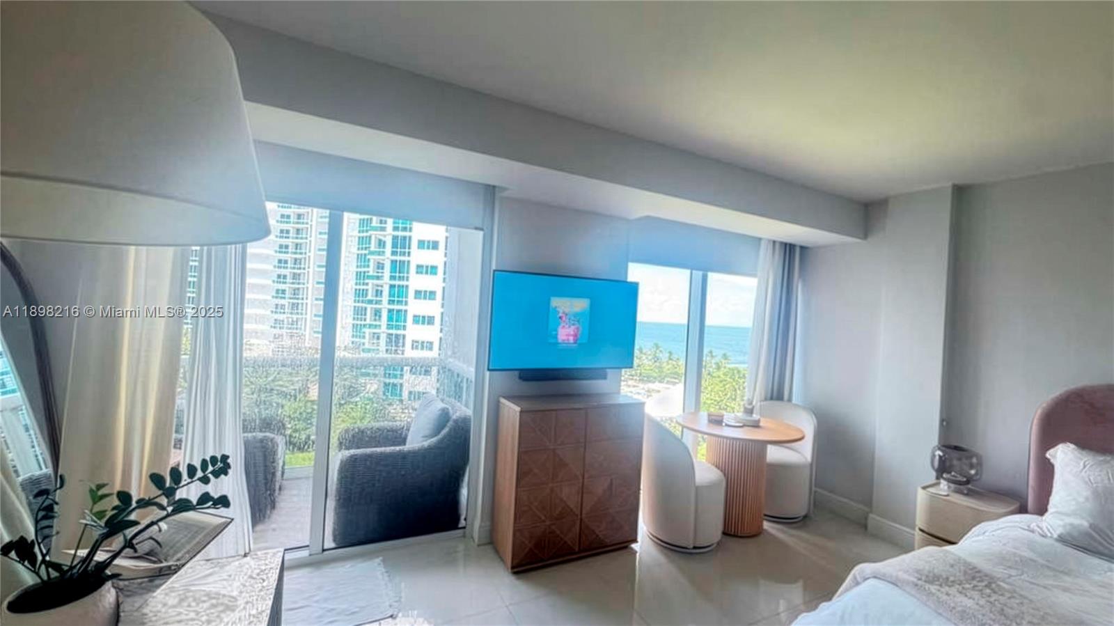 image HARBOUR HOUSE9