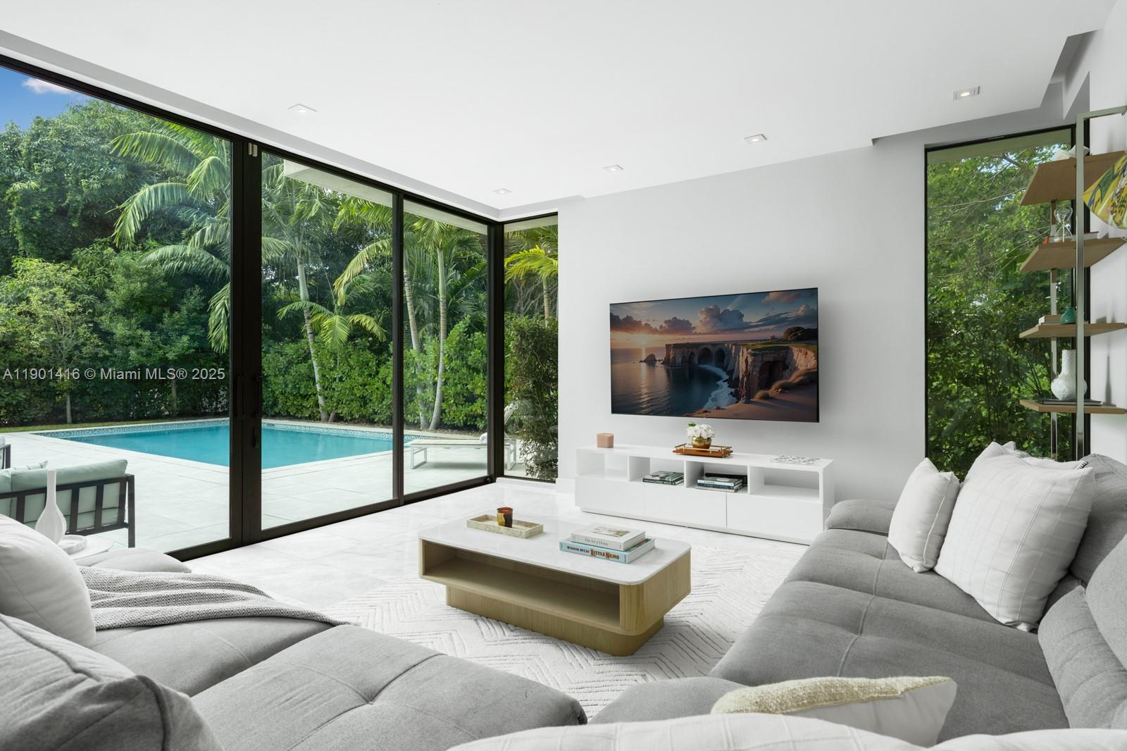 4520 N Meridian Ave Miami Beach, FL 33140