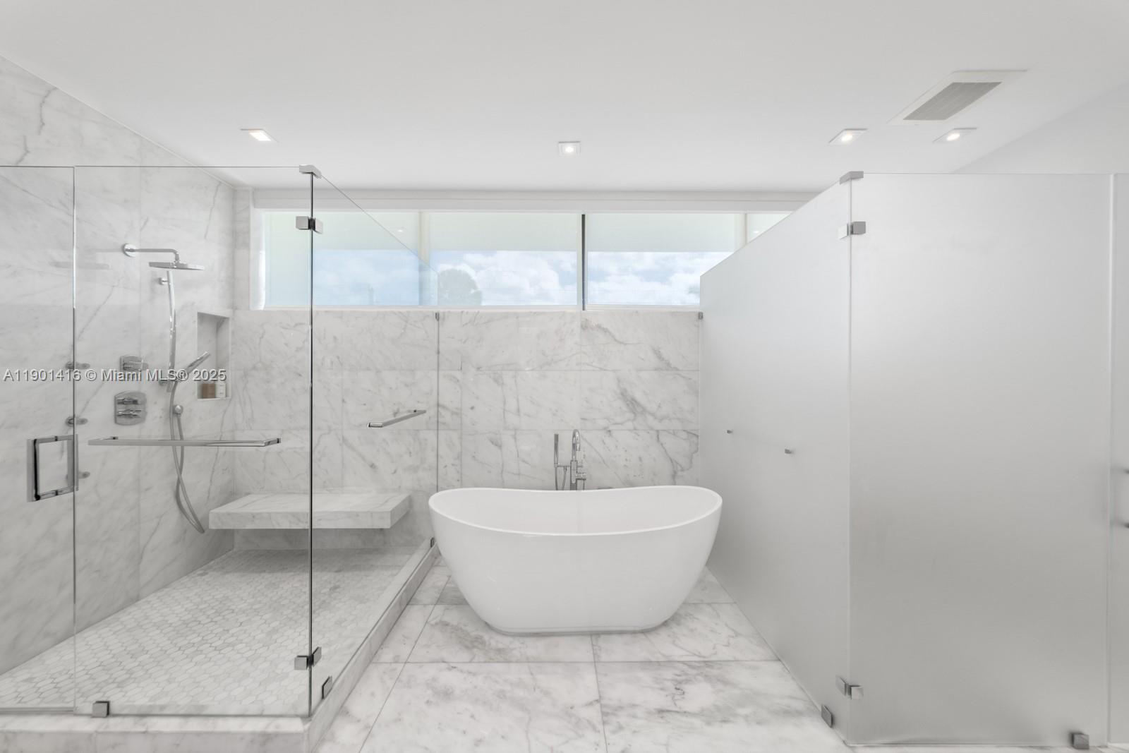 4520 N Meridian Ave Miami Beach, FL 33140