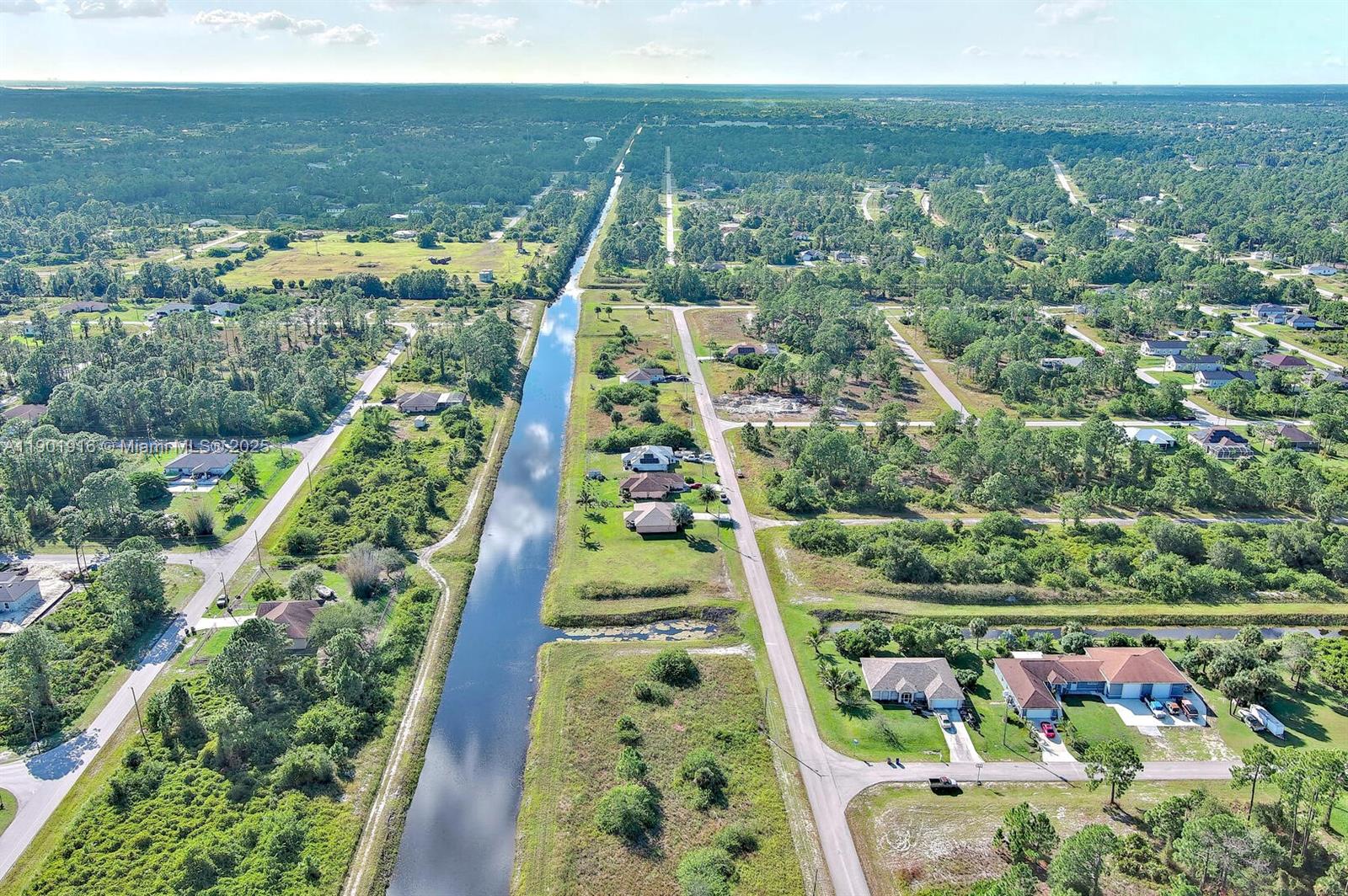 1134 Hudson St E Lehigh Acres, FL 33974