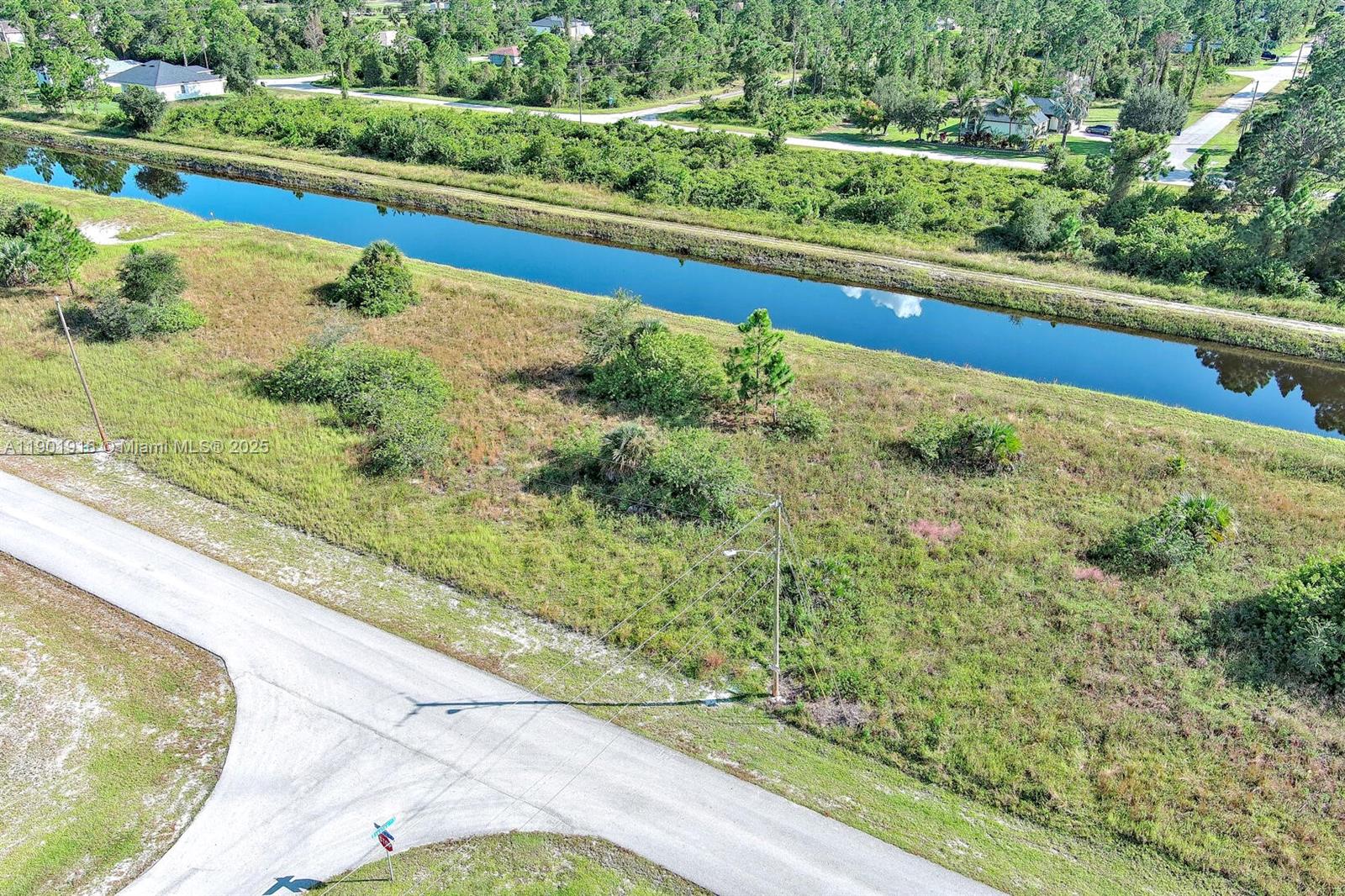 1134 Hudson St E Lehigh Acres, FL 33974