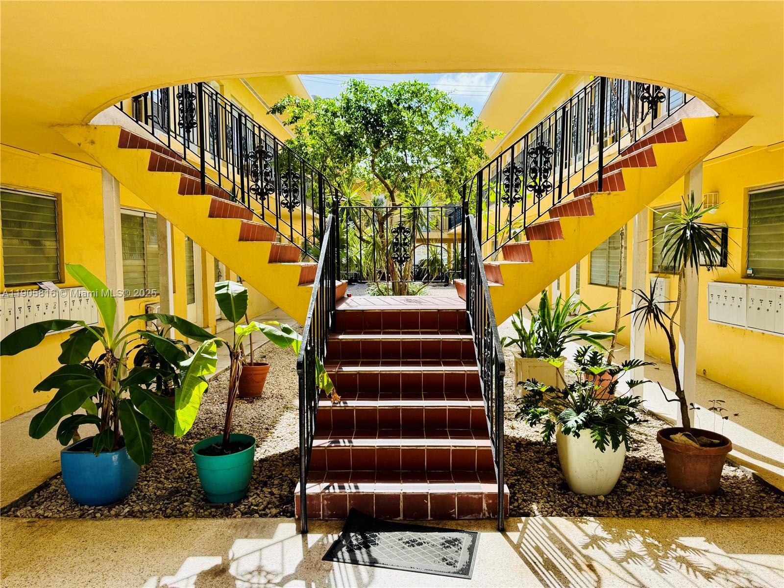 75 Washington Ave #10