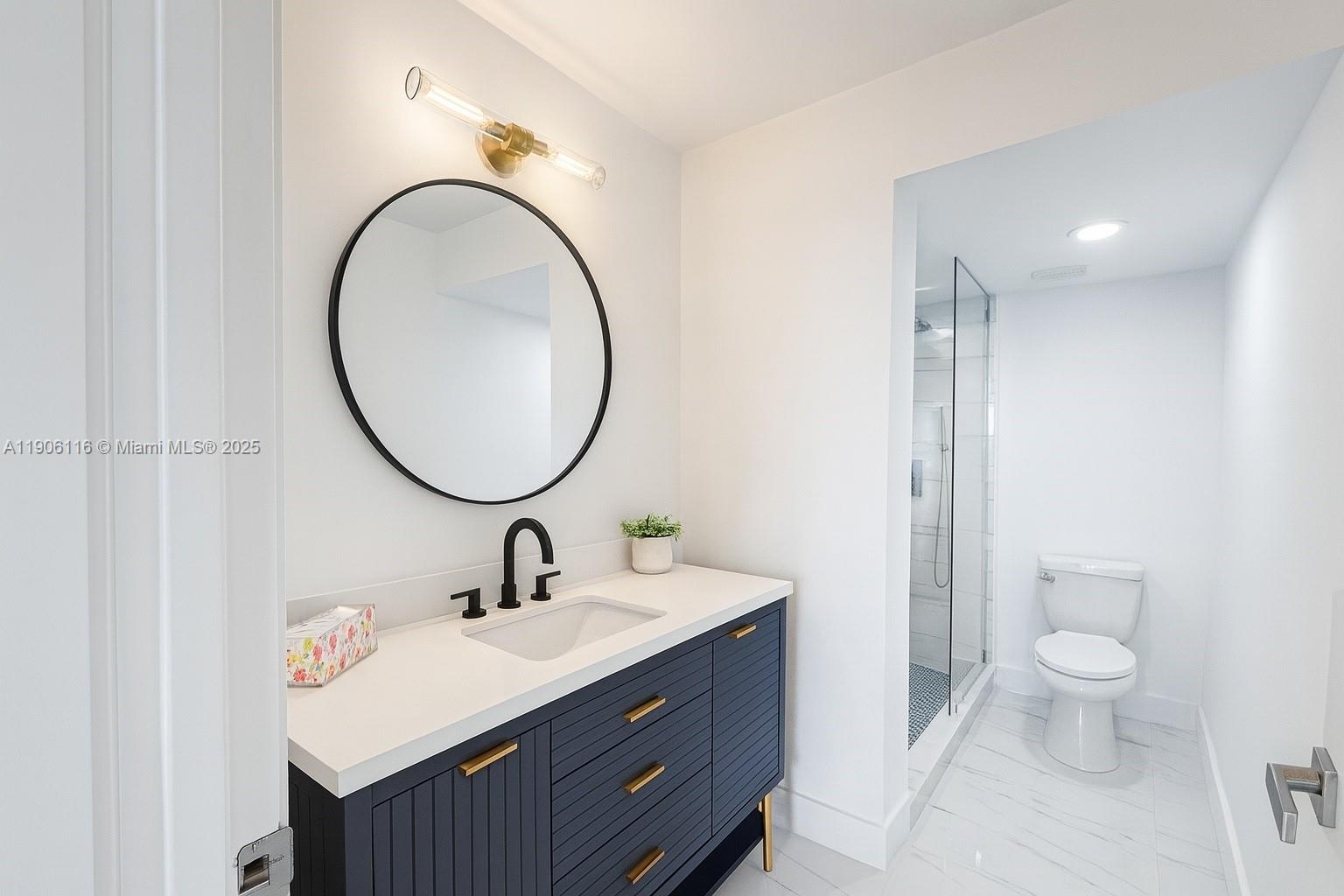 6900 Bay Dr #6C Miami Beach, FL 33141