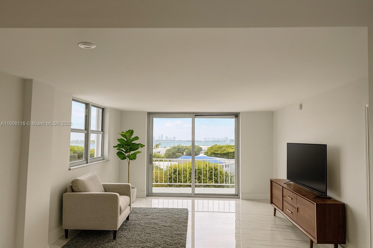 6900 Bay Dr #6C Miami Beach, FL 33141