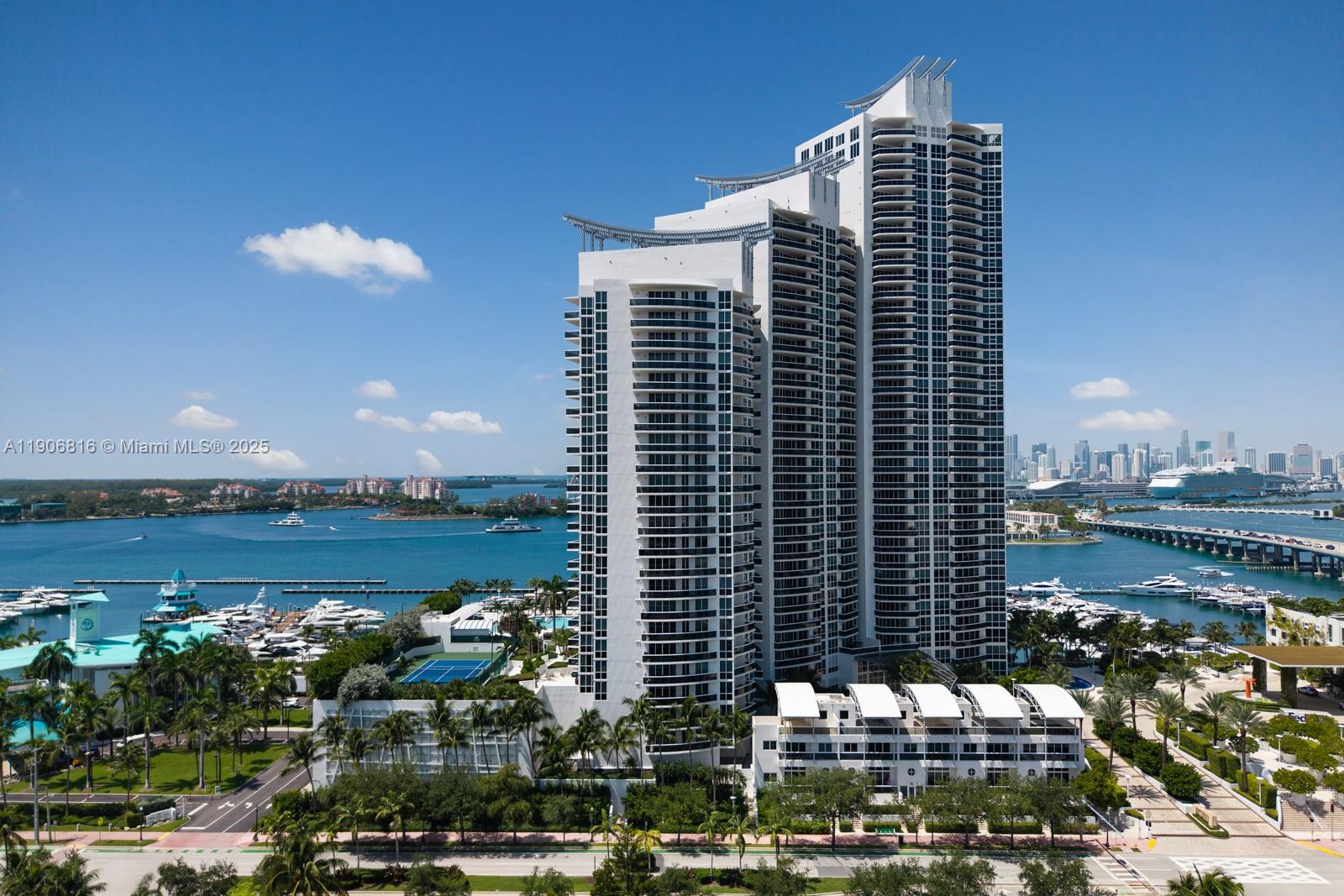 400 Alton Rd #TH-1A Miami Beach, FL 33139