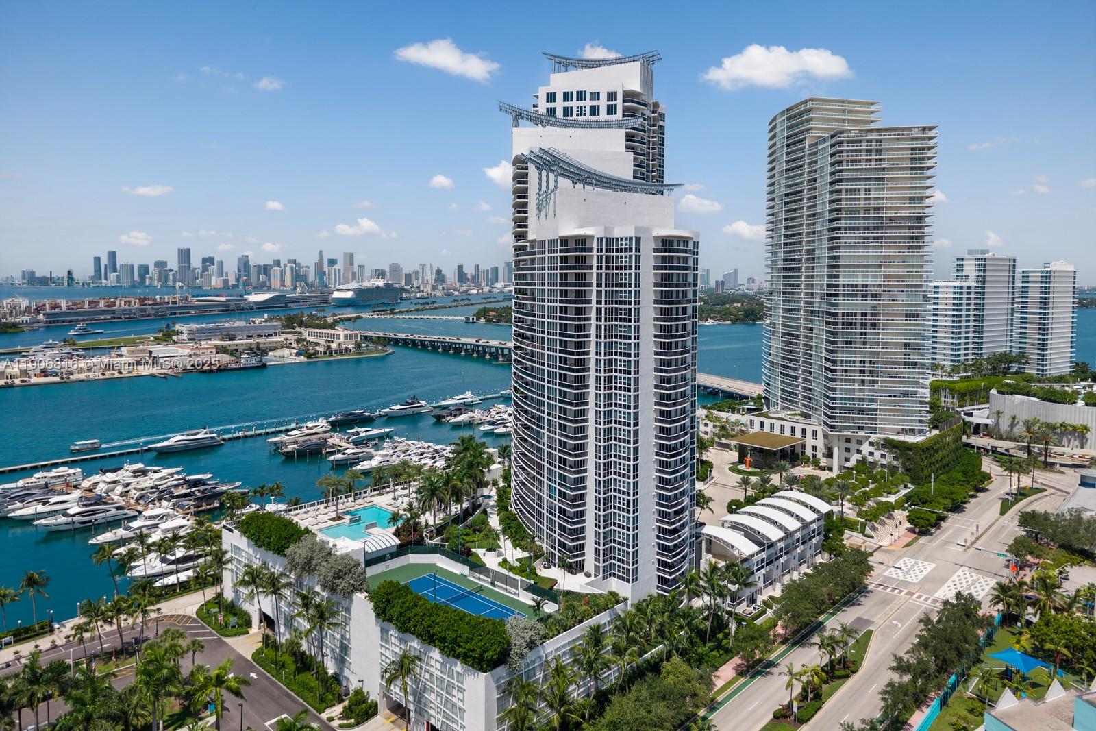 400 Alton Rd #TH-1A Miami Beach, FL 33139
