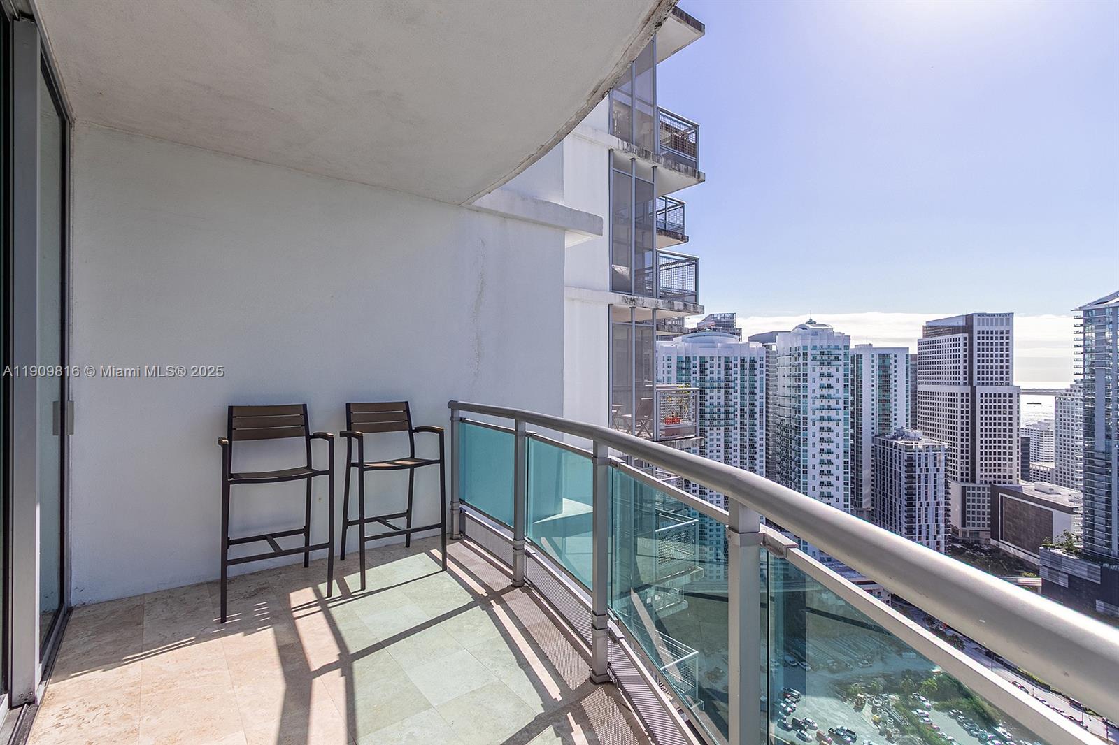 image Wind Condo28