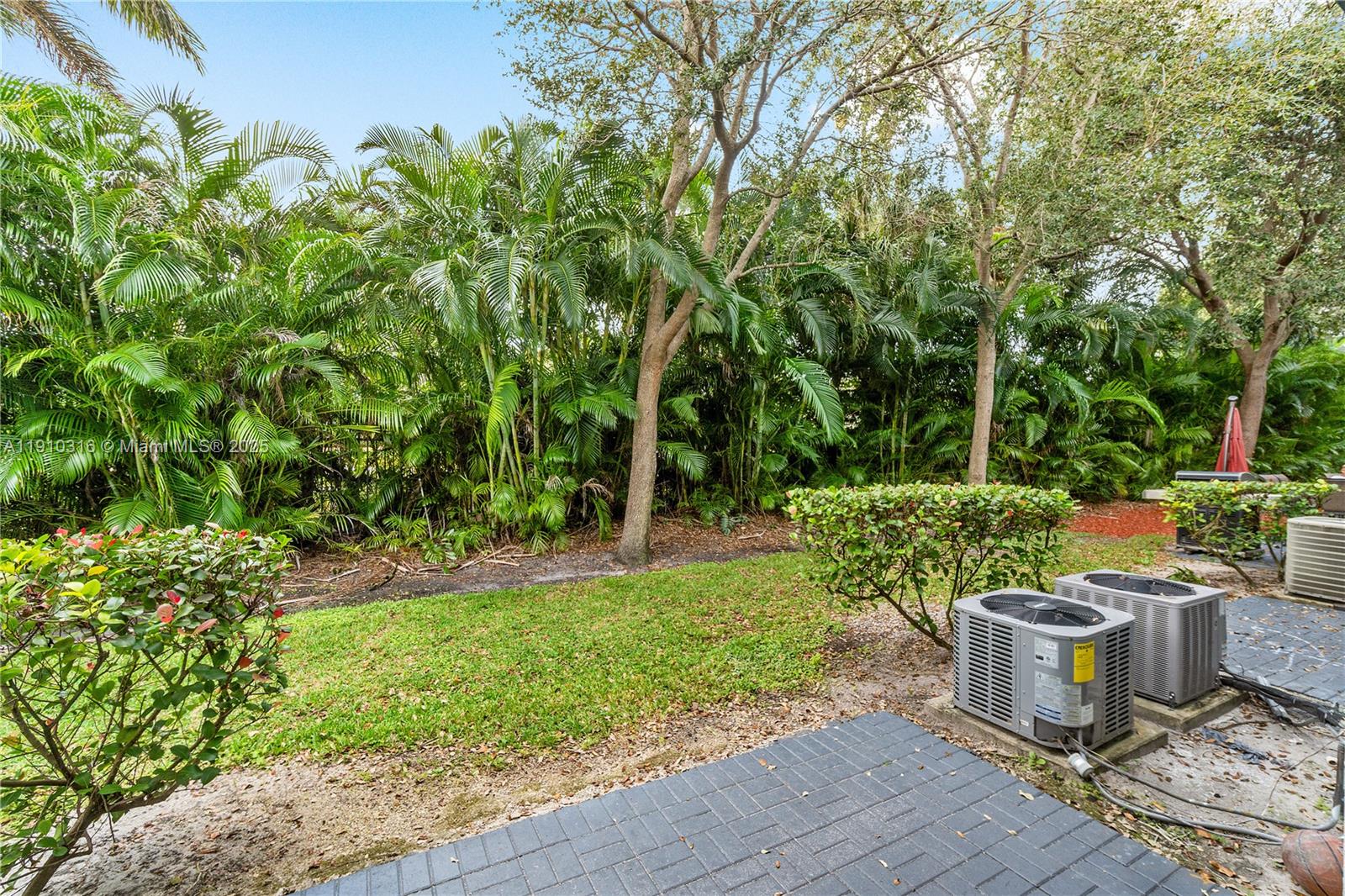 3717 Sonoma Dr Riviera Beach, FL 33404