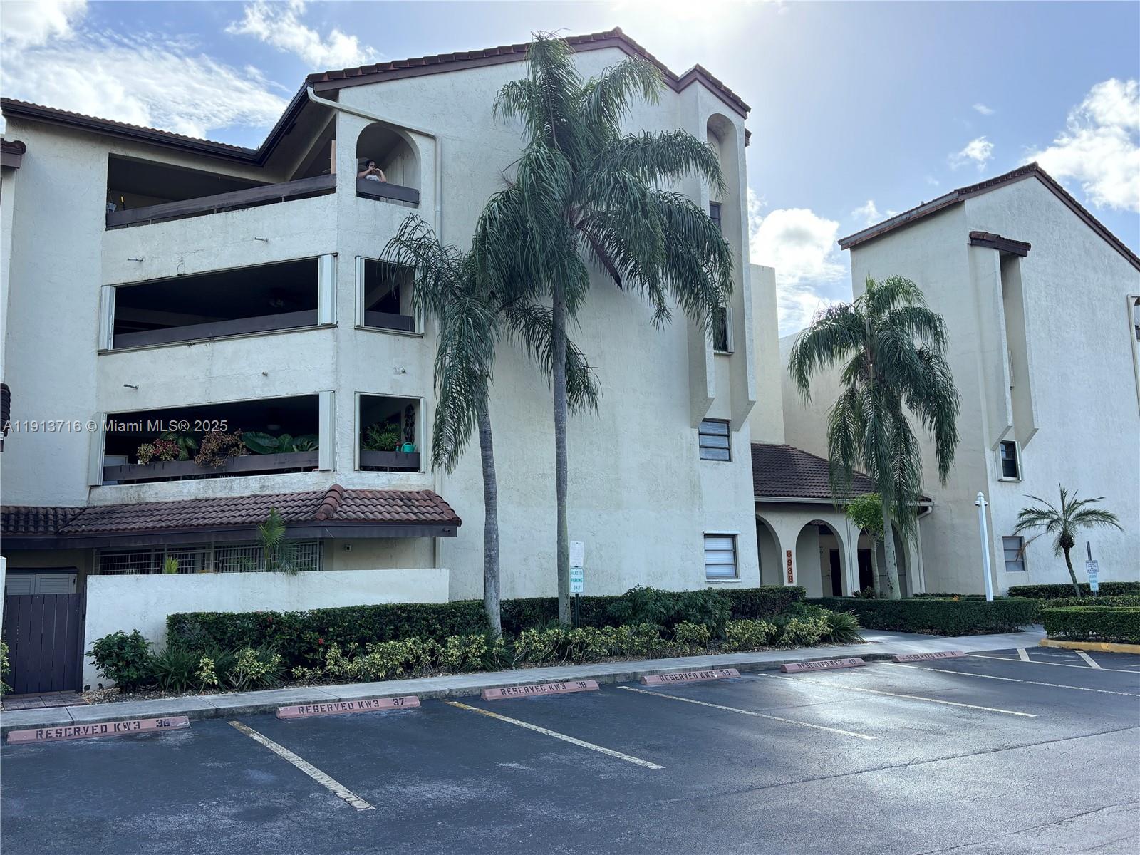 8933 SW 123rd Ct #105