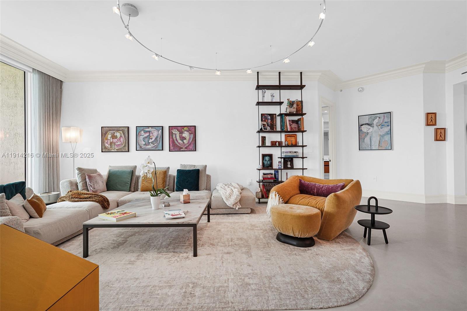 16047 Collins Ave #2102 Sunny Isles Beach, FL 33160