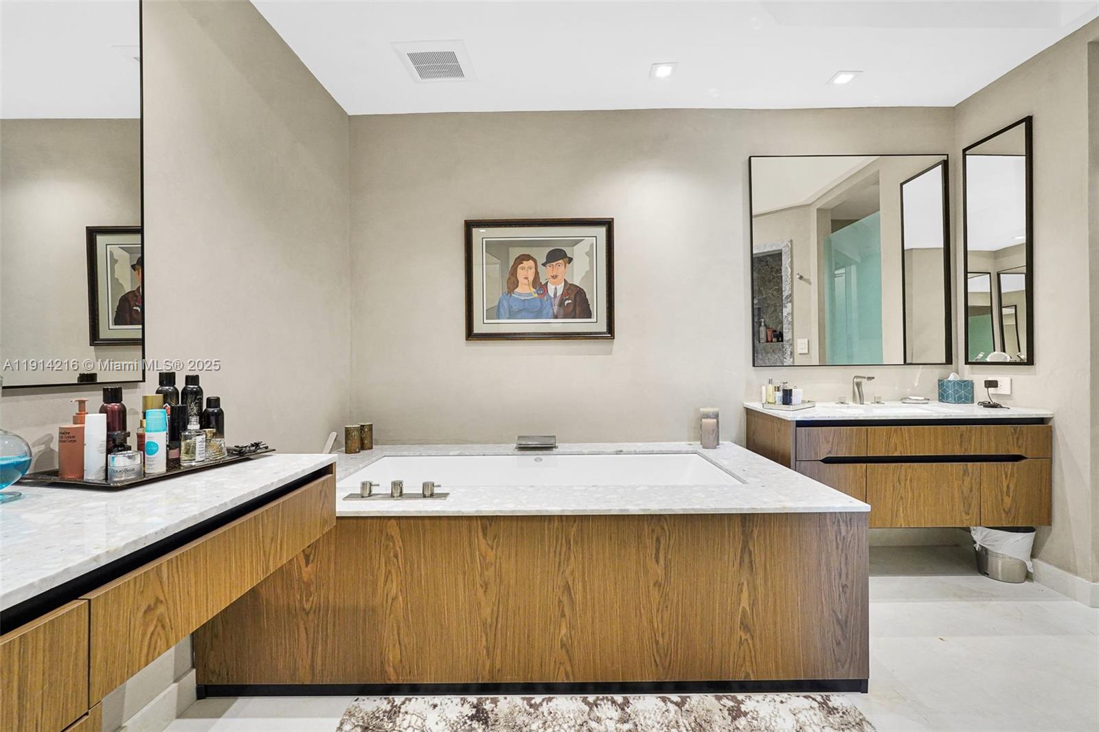 16047 Collins Ave #2102 Sunny Isles Beach, FL 33160