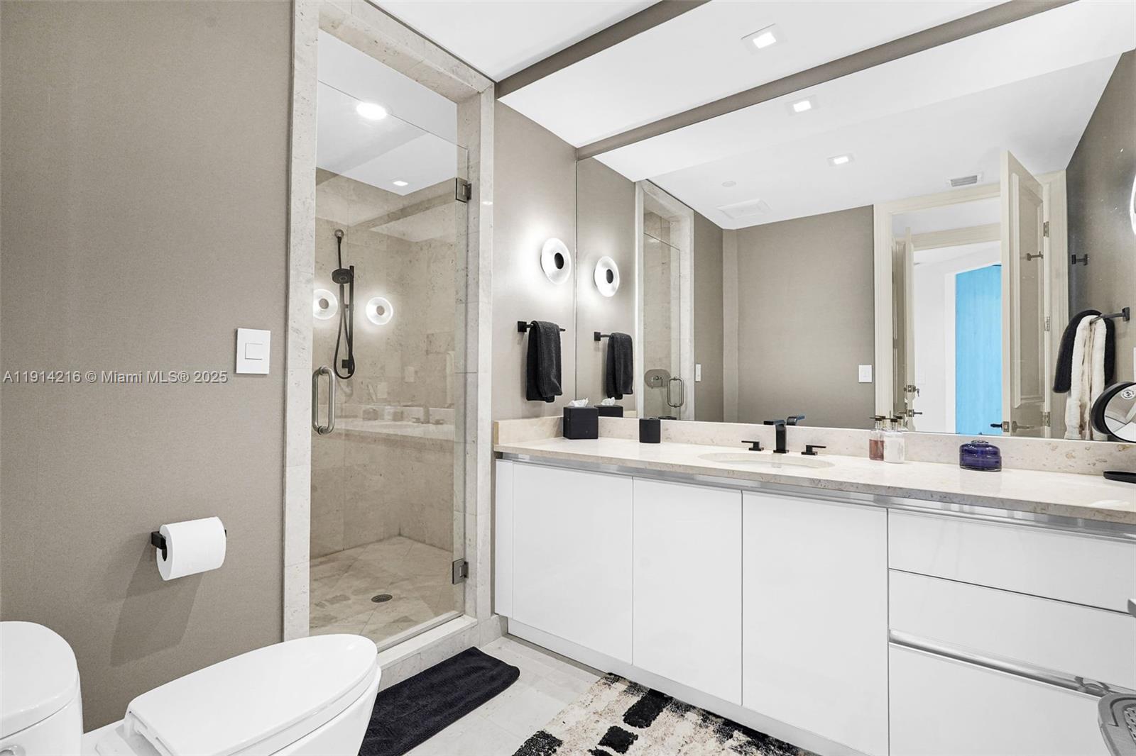 16047 Collins Ave #2102 Sunny Isles Beach, FL 33160