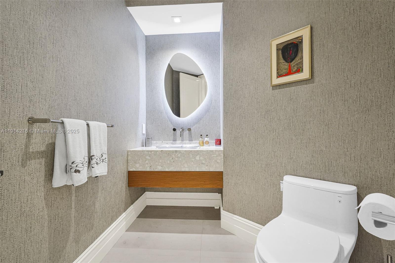 16047 Collins Ave #2102 Sunny Isles Beach, FL 33160