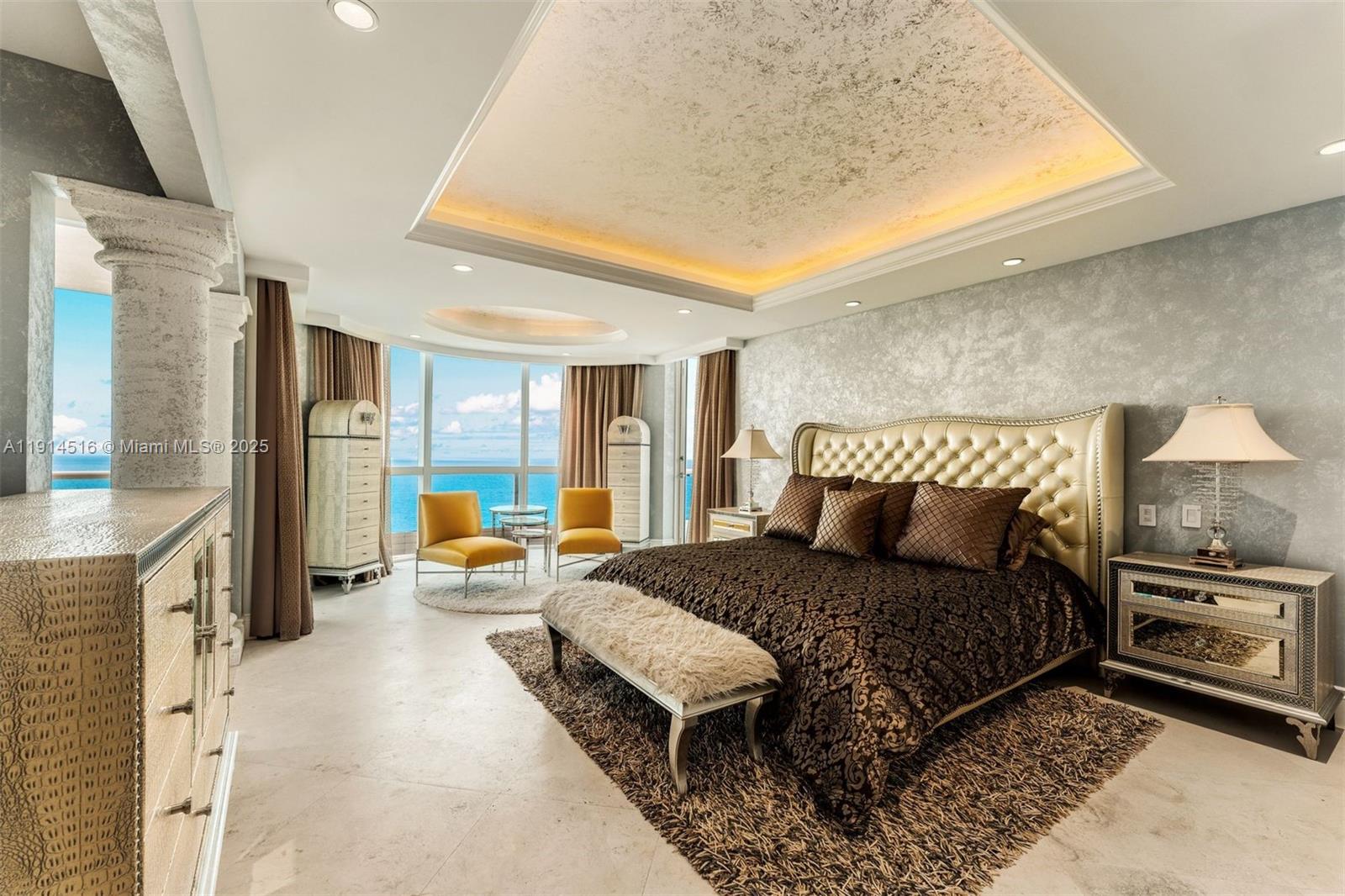 5025 Collins Ave #PH-1 Miami Beach, FL 33140