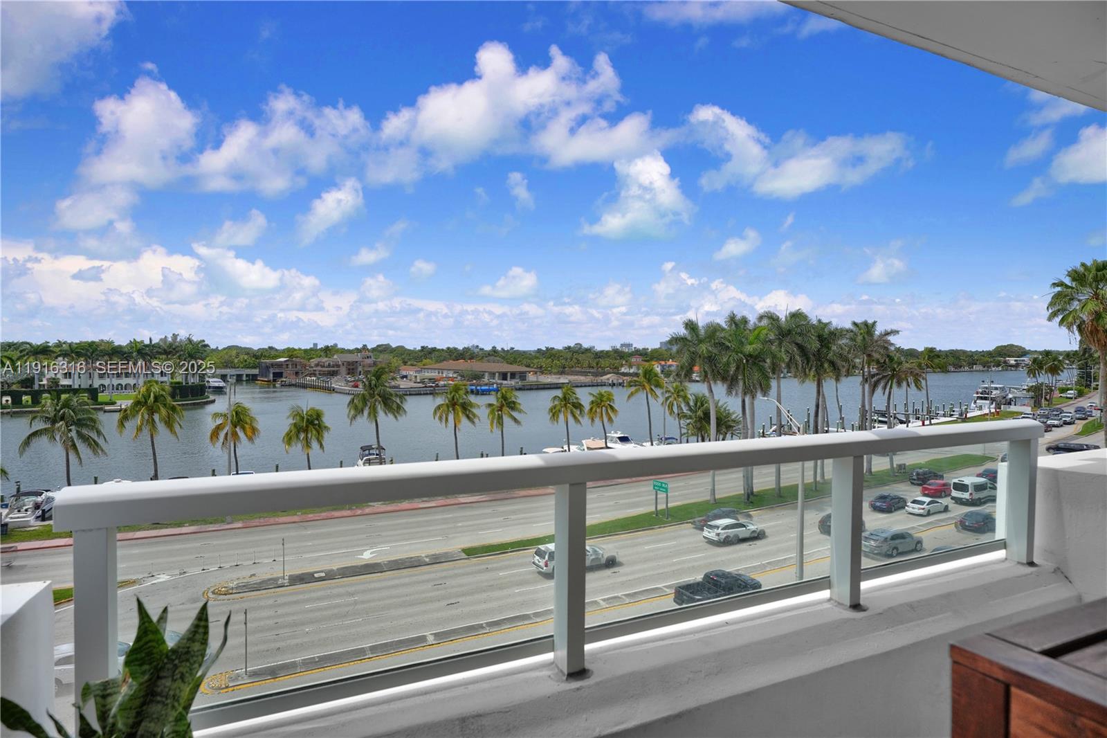 5005 Collins Ave #402 Miami Beach, FL 33140