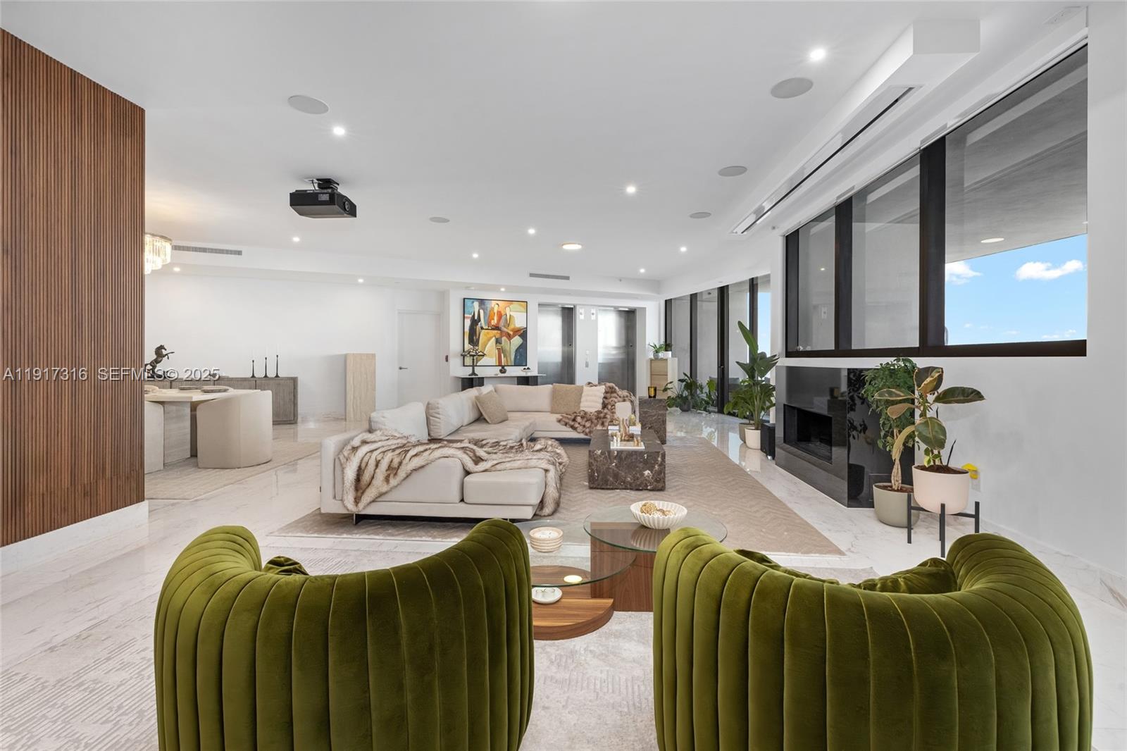 18555 Collins Ave #5501 Sunny Isles Beach, FL 33160