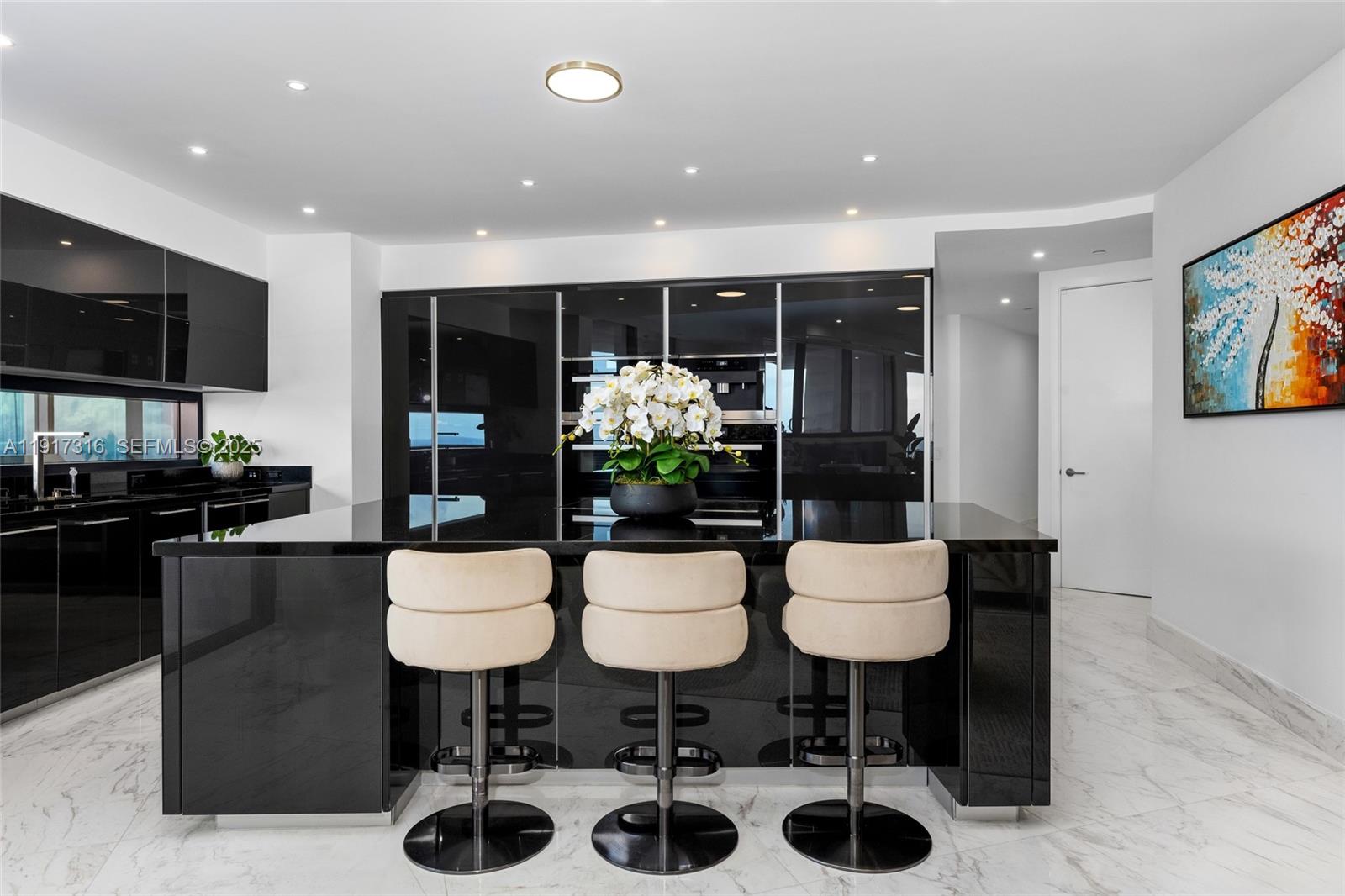 18555 Collins Ave #5501 Sunny Isles Beach, FL 33160