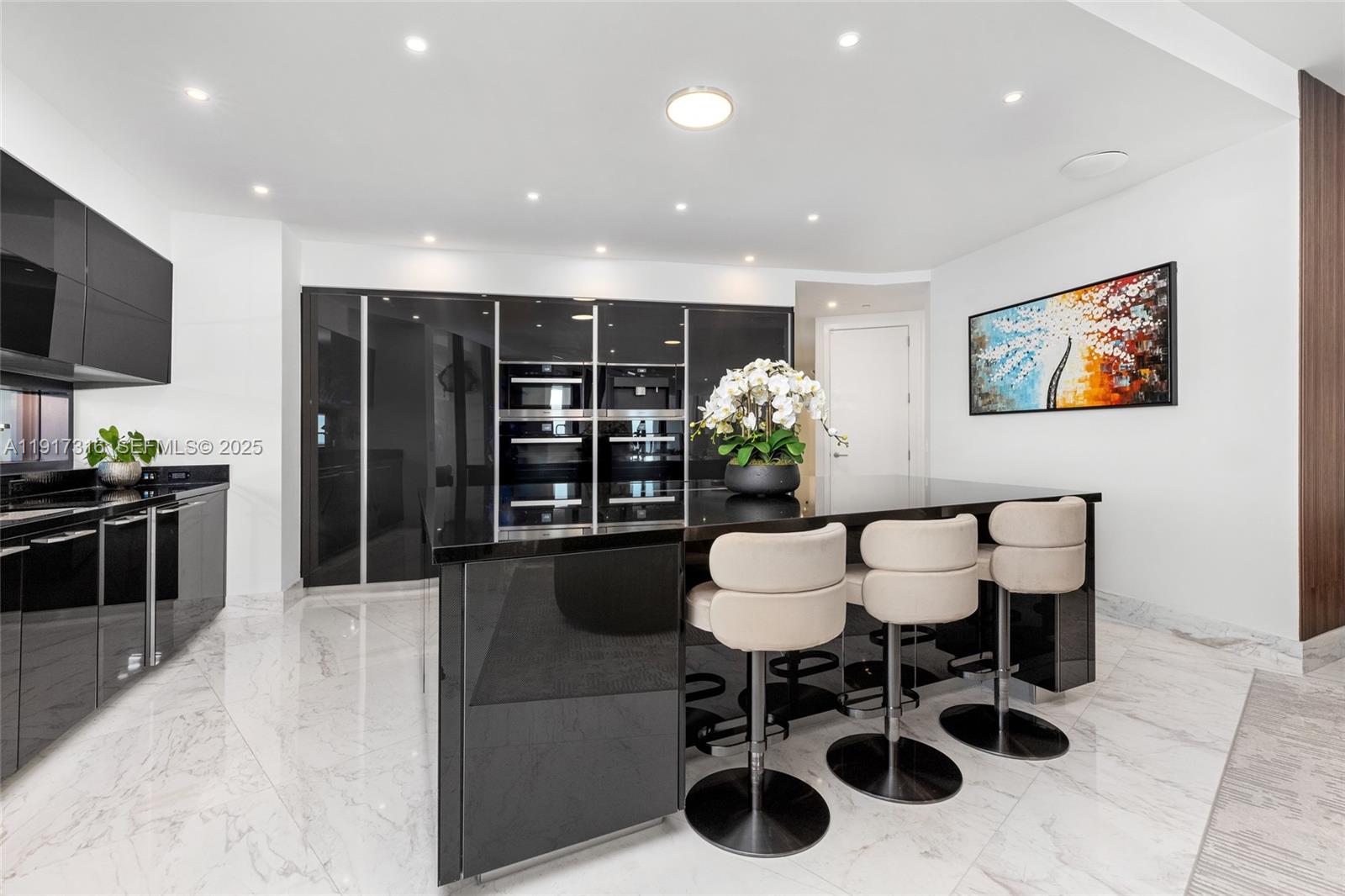 18555 Collins Ave #5501 Sunny Isles Beach, FL 33160