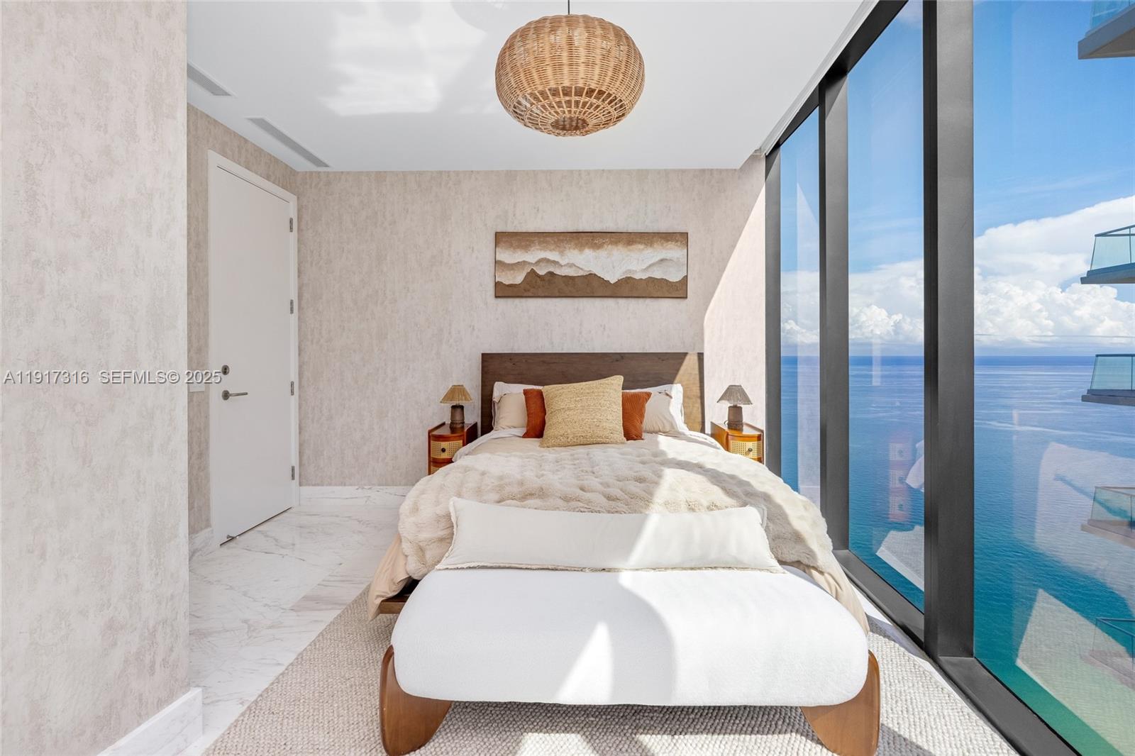 18555 Collins Ave #5501 Sunny Isles Beach, FL 33160