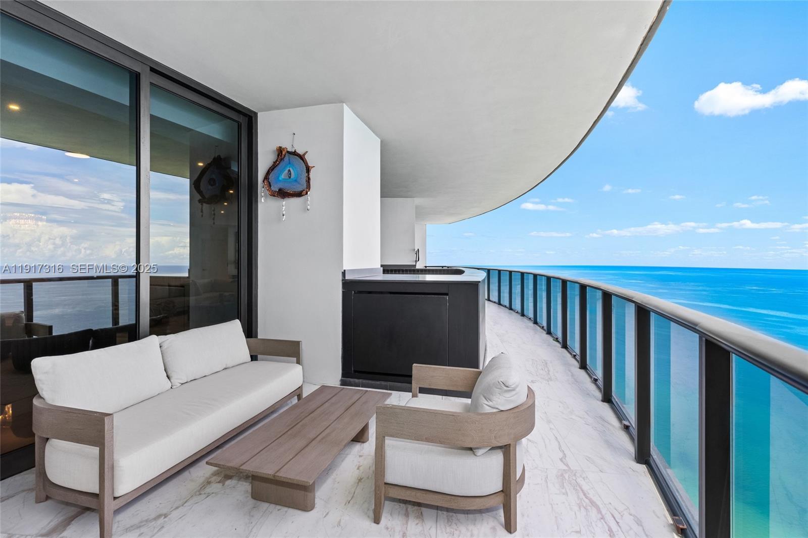 18555 Collins Ave #5501 Sunny Isles Beach, FL 33160
