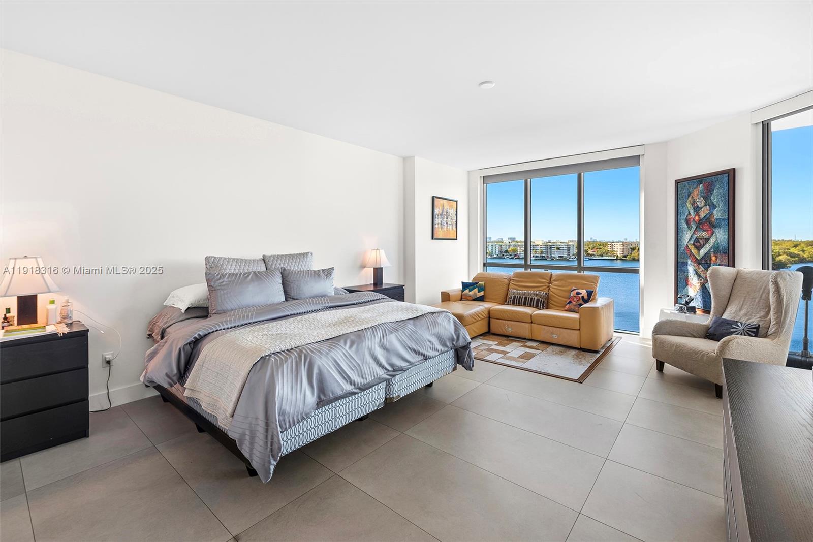 17111 Biscayne Blvd #606 North Miami Beach, FL 33160