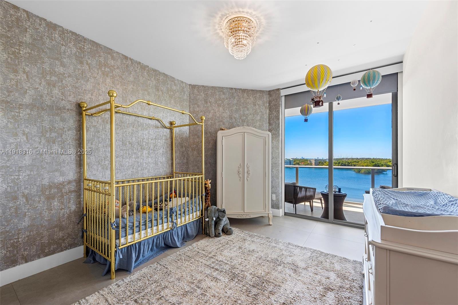 17111 Biscayne Blvd #606 North Miami Beach, FL 33160