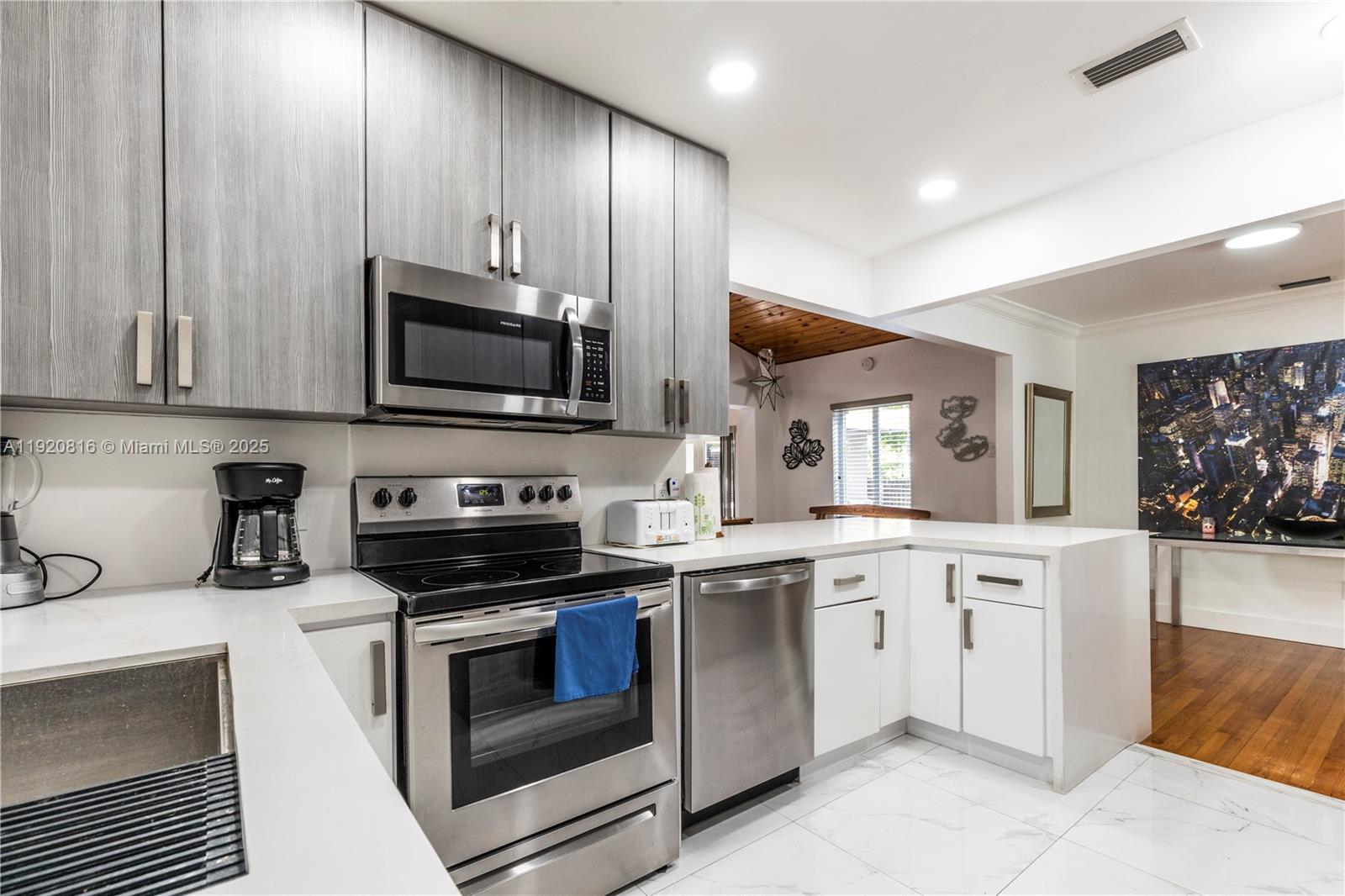 753 NE 81st St Miami, FL 33138