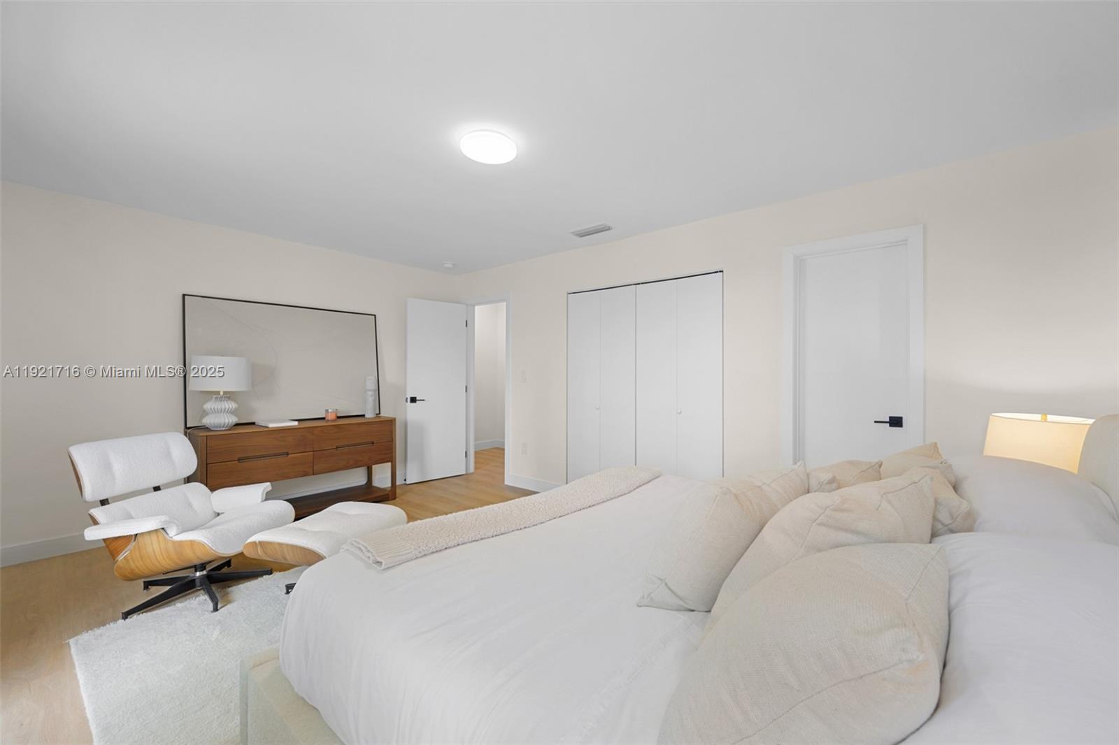 7994 Crespi Blvd Miami Beach, FL 33141