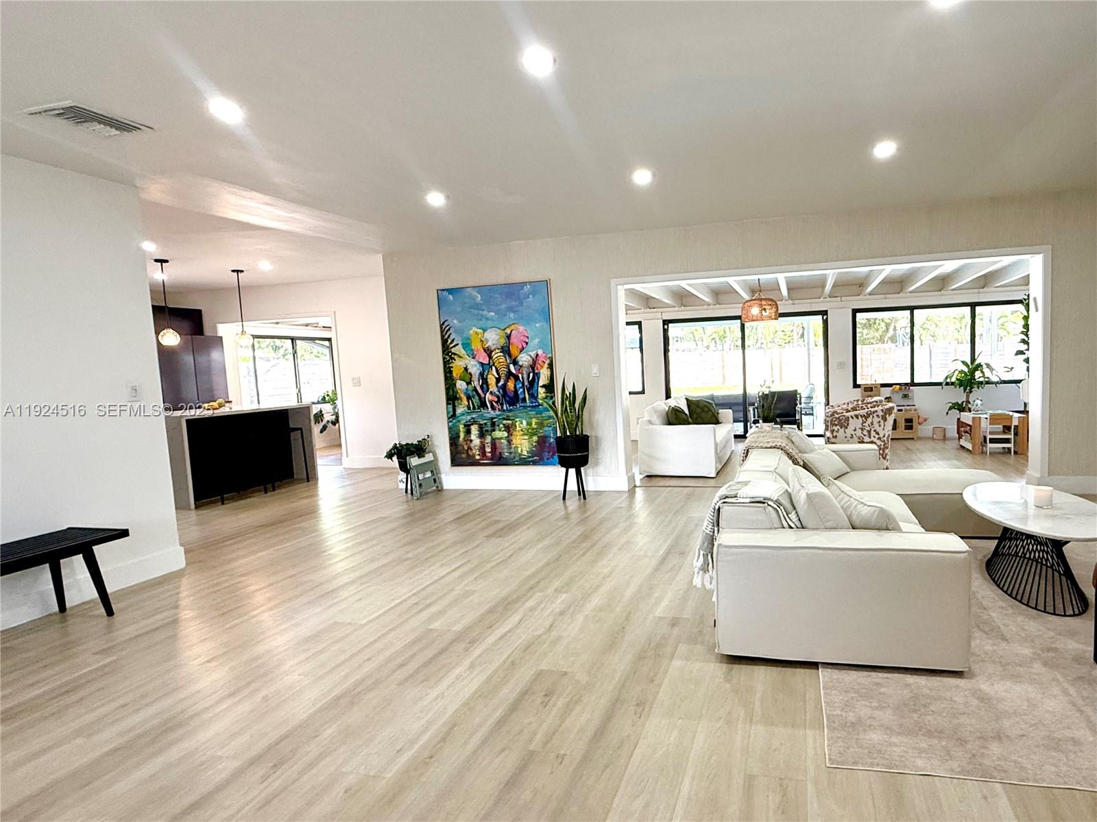 325 NE 121st Ter North Miami, FL 33161