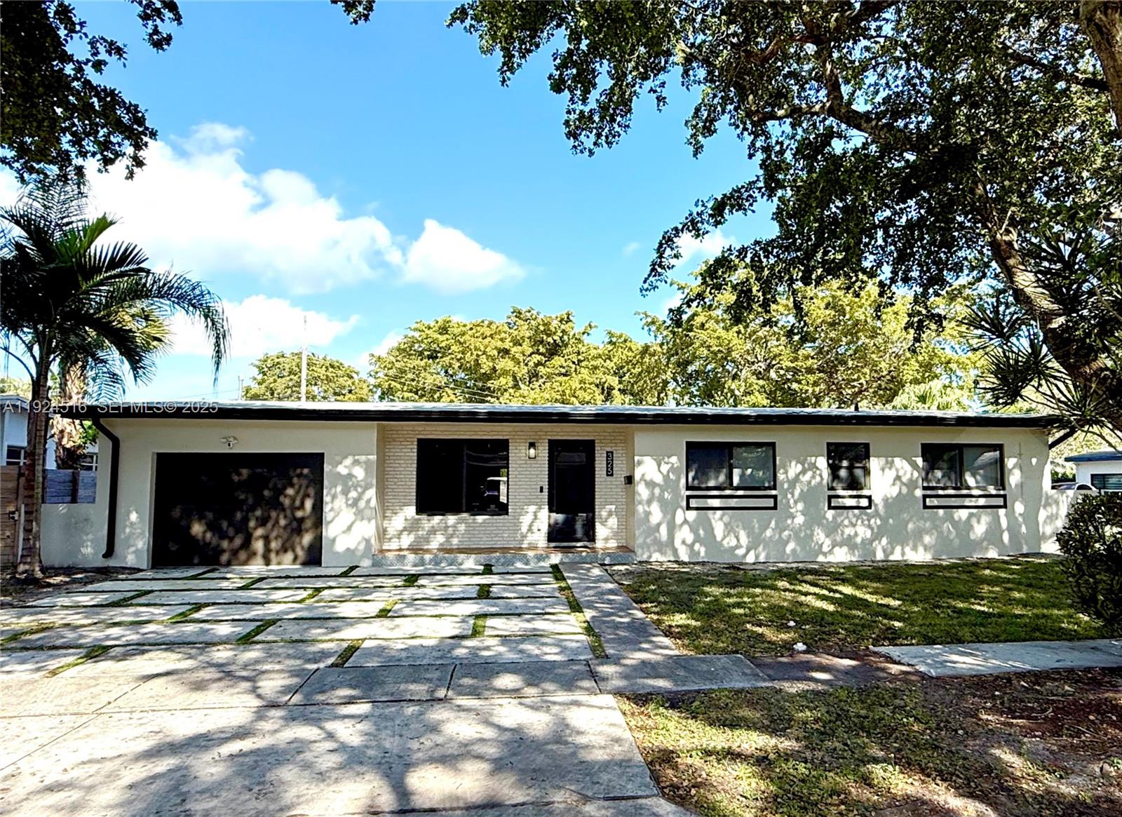 325 NE 121st Ter North Miami, FL 33161